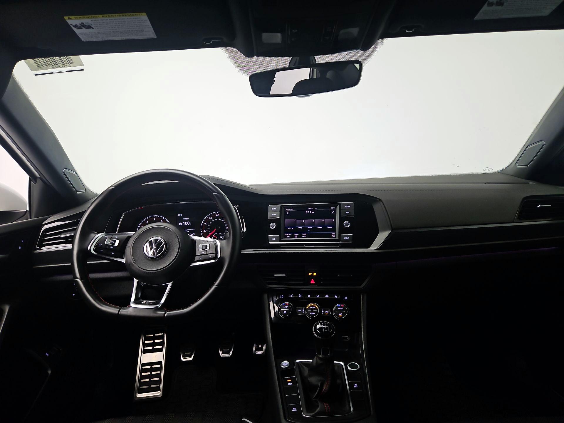 Thumbnail: 2019 Volkswagen Jetta - 9
