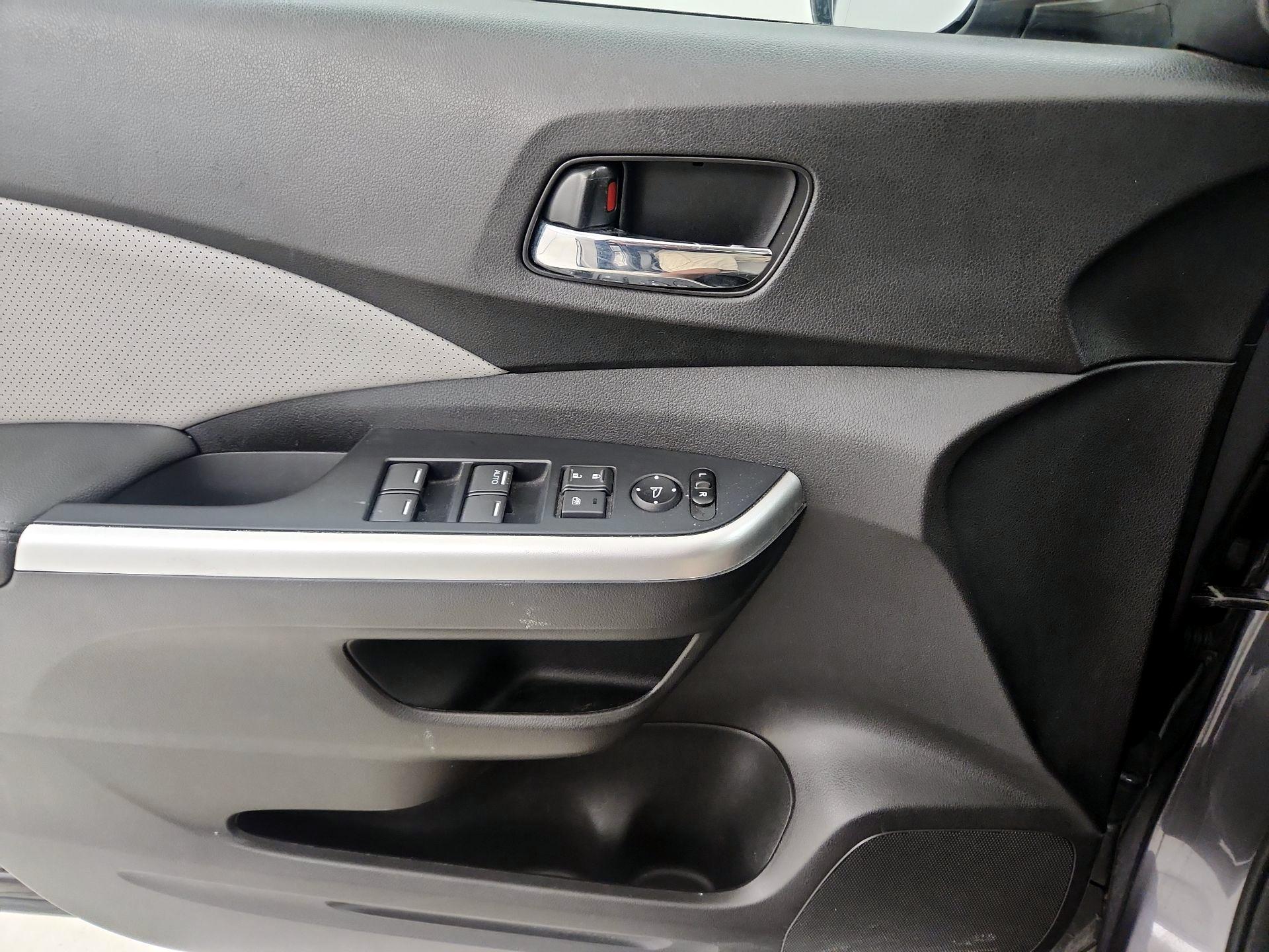 Thumbnail: 2016 Honda CR-V - 12