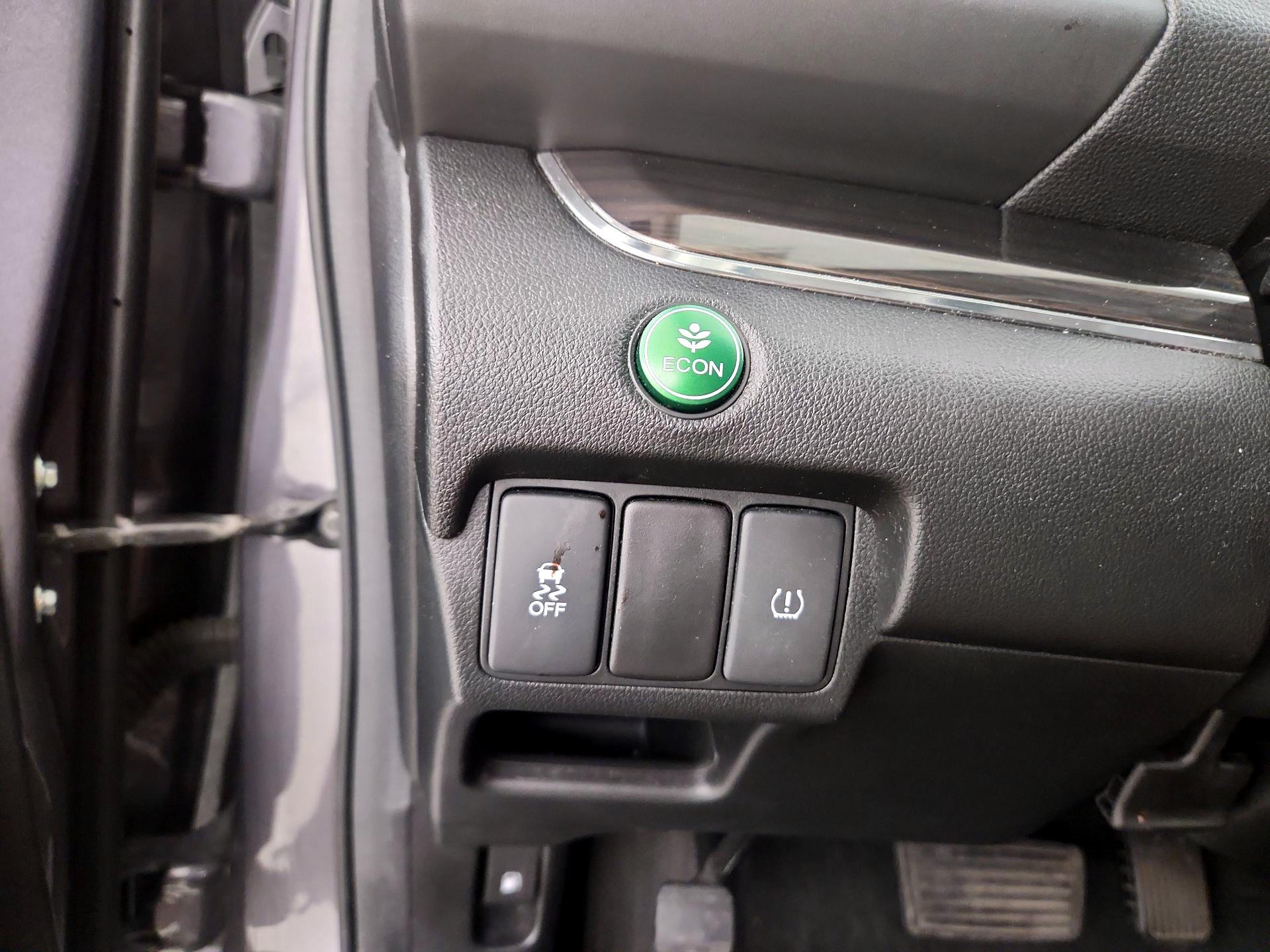 Thumbnail: 2016 Honda CR-V - 13