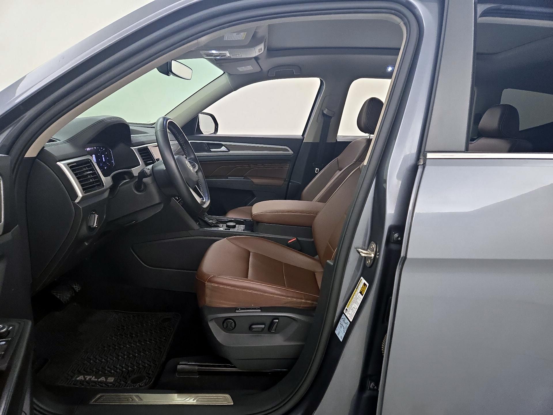 Thumbnail: 2022 Volkswagen Atlas - 11