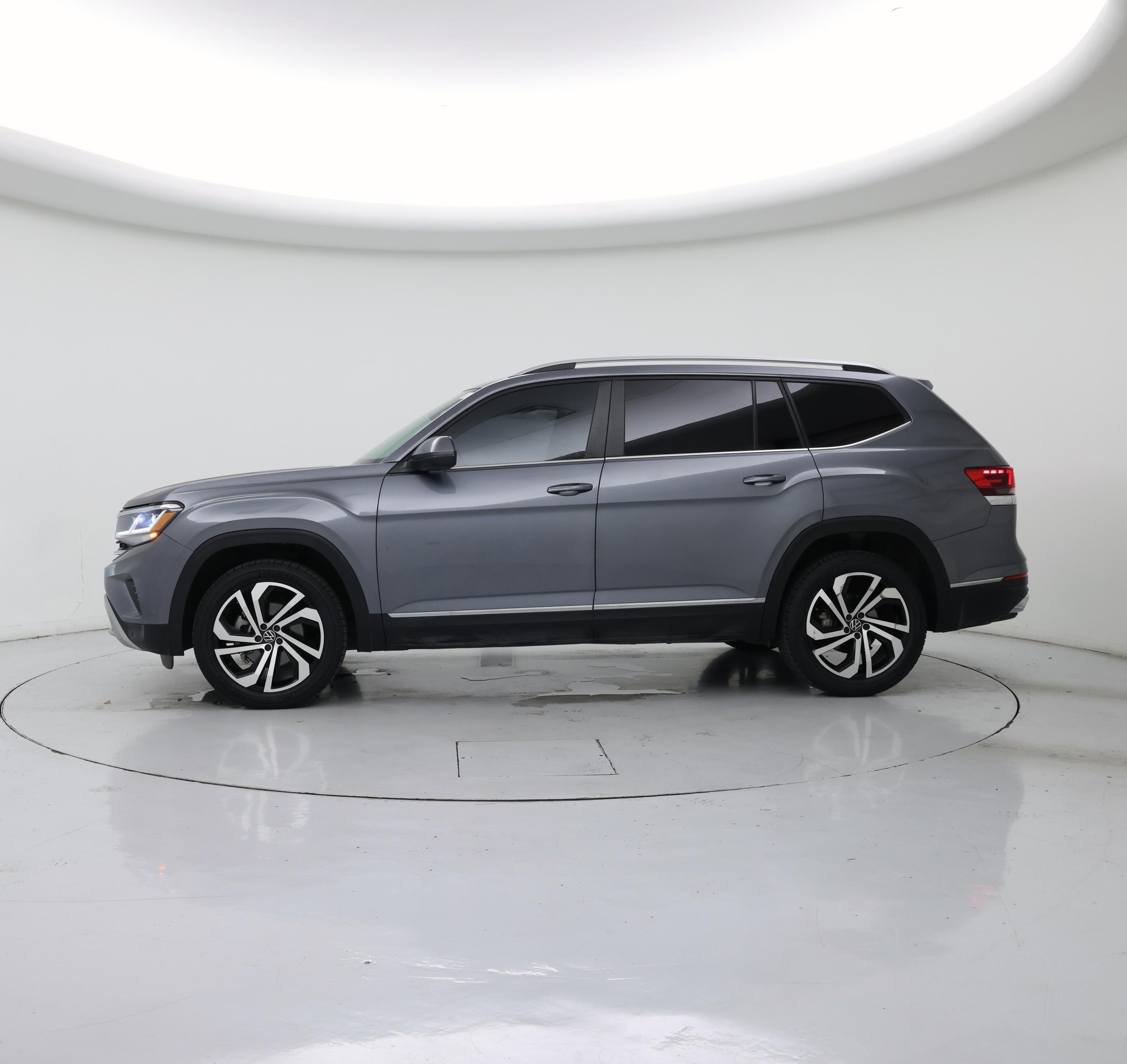Thumbnail: 2022 Volkswagen Atlas - 3