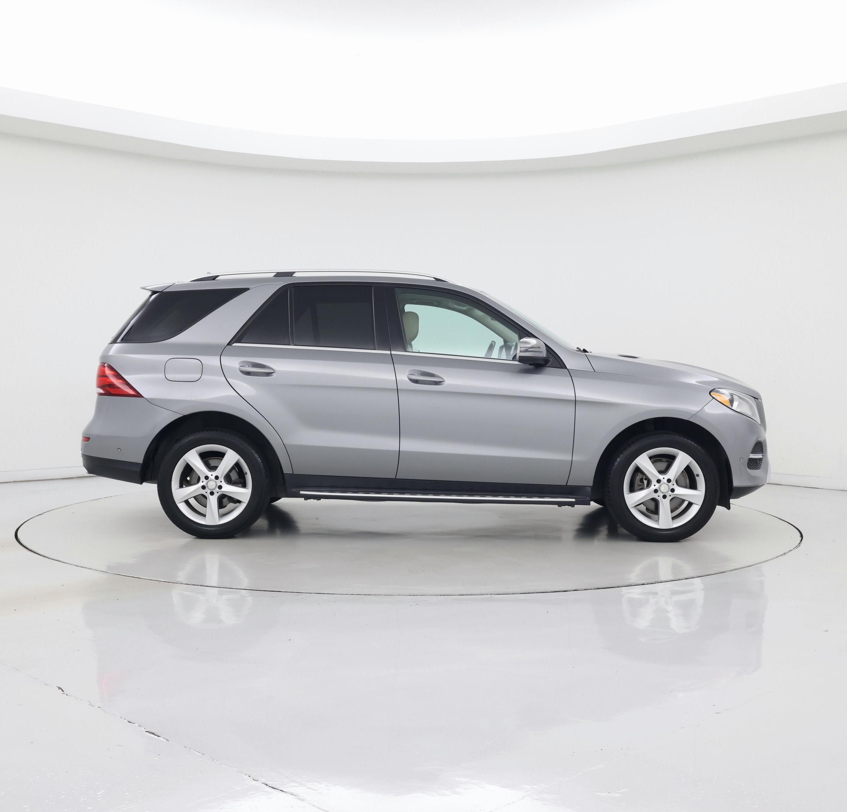 Thumbnail: 2016 Mercedes-Benz GLE - 7