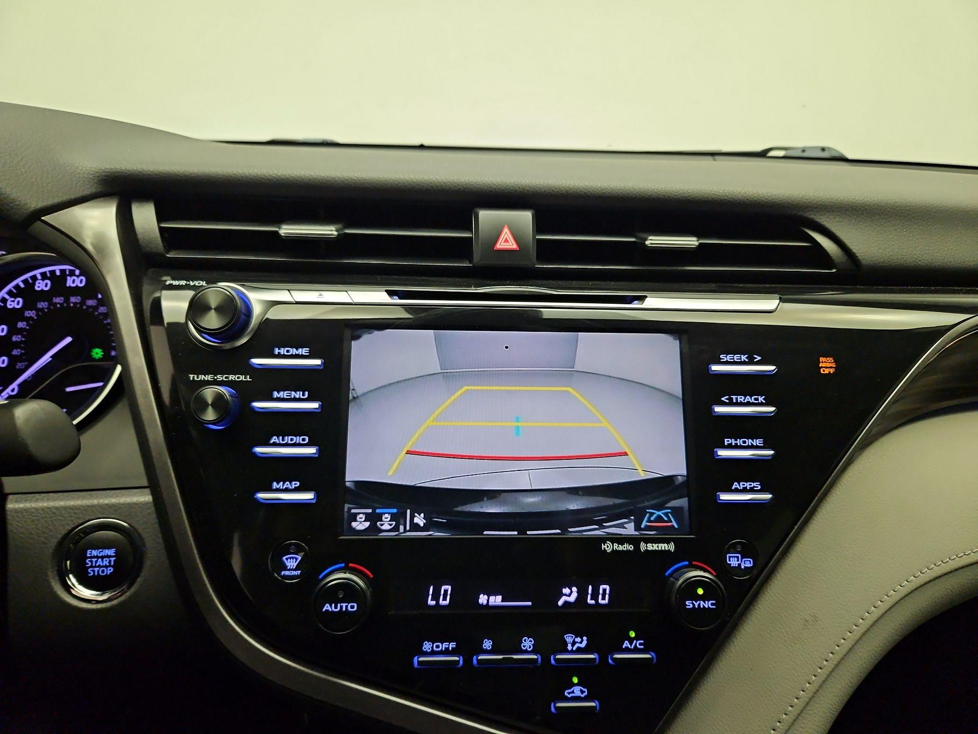 Thumbnail: 2020 Toyota Camry - 13