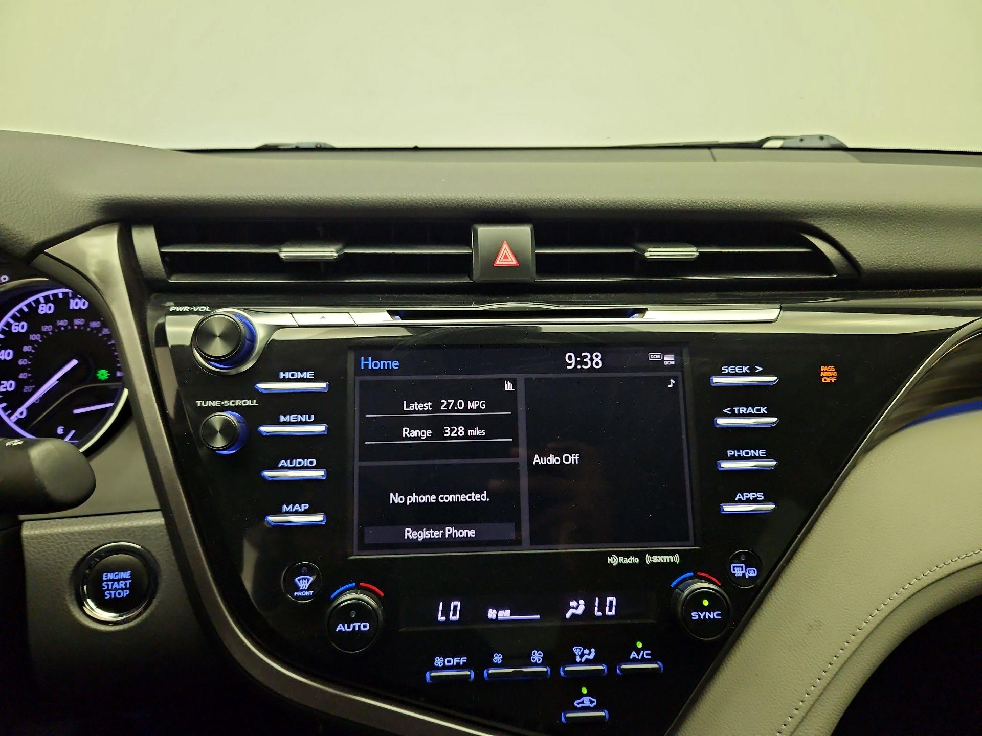 Thumbnail: 2020 Toyota Camry - 14