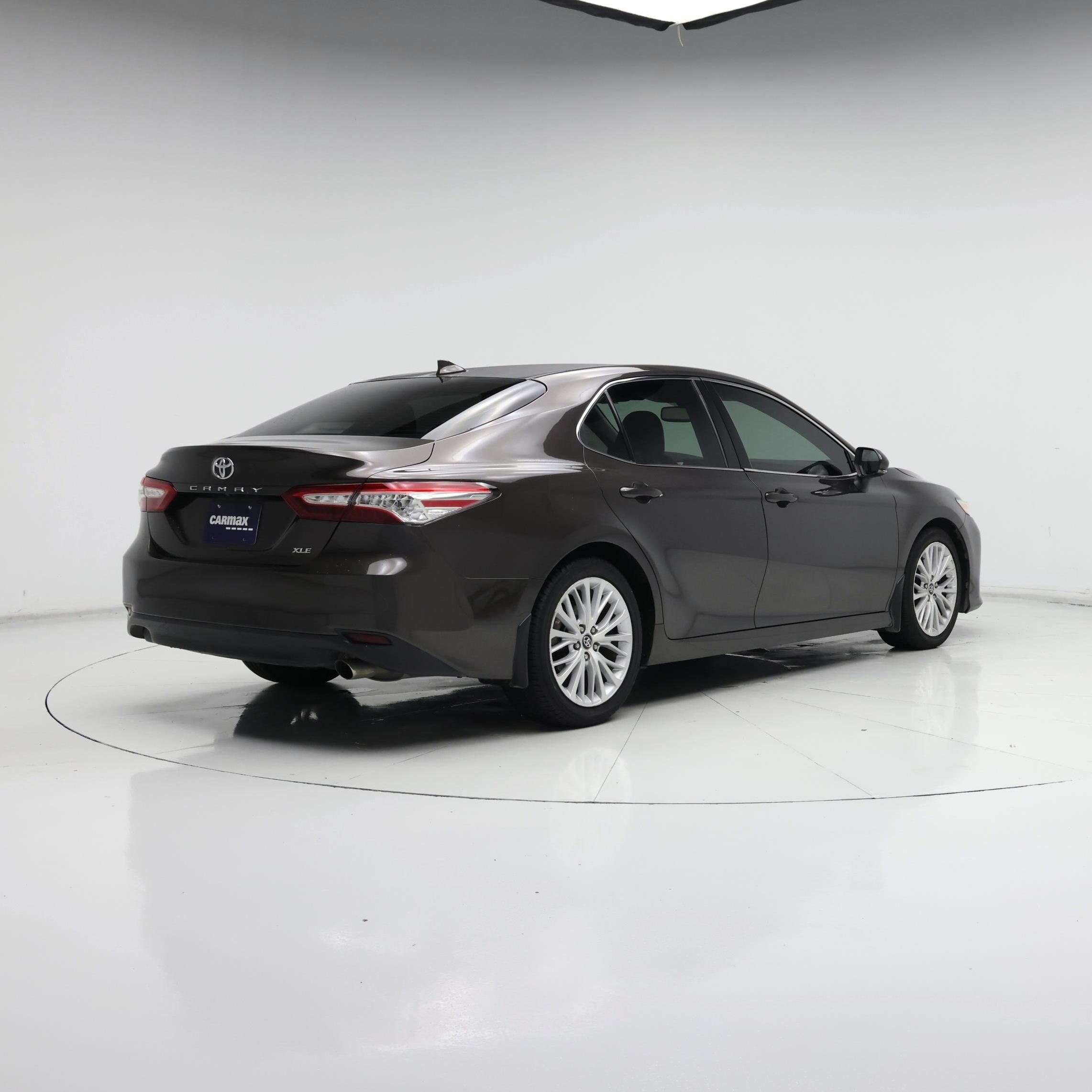 Thumbnail: 2020 Toyota Camry - 8