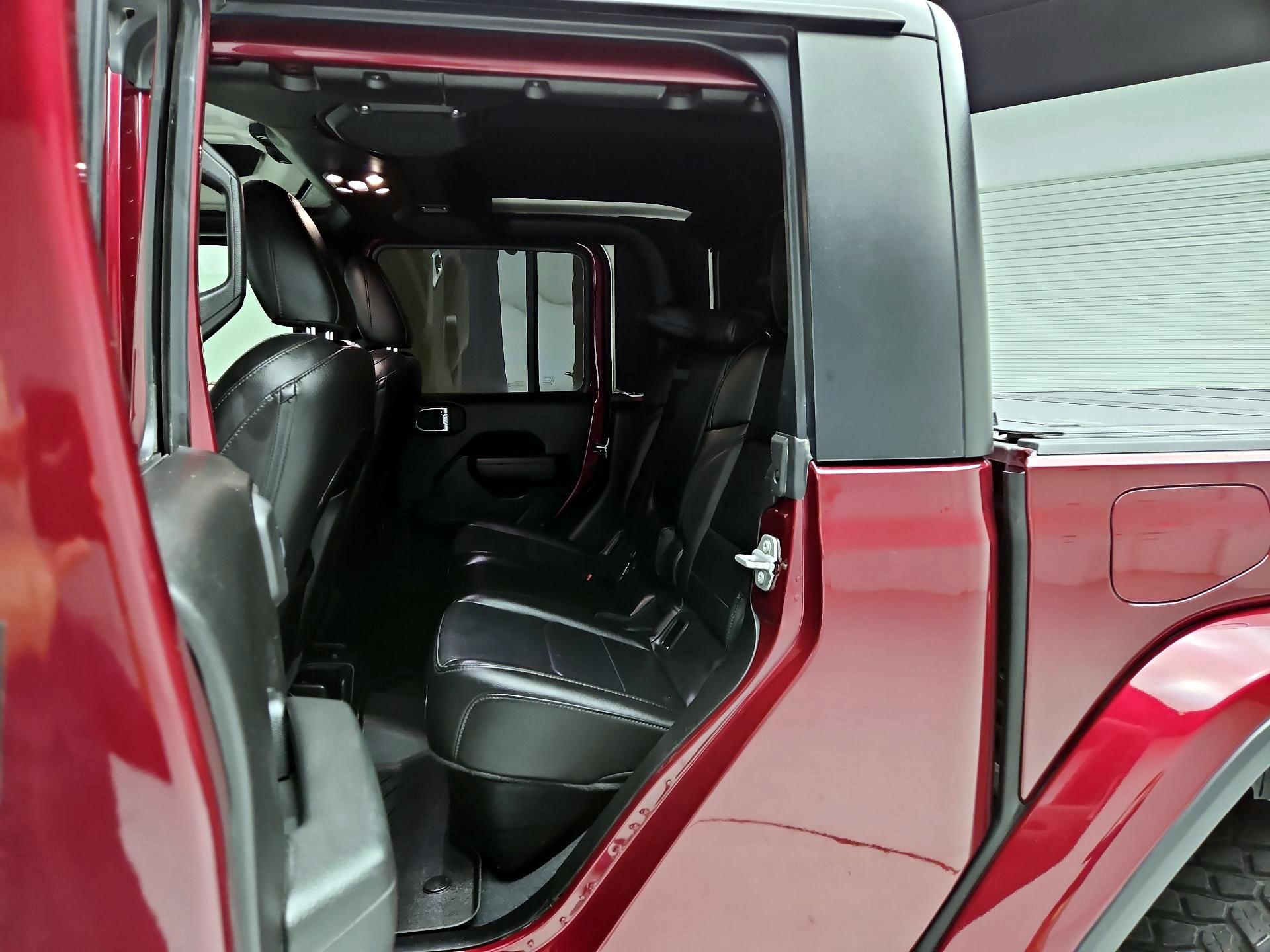 Thumbnail: 2022 Jeep Gladiator - 19