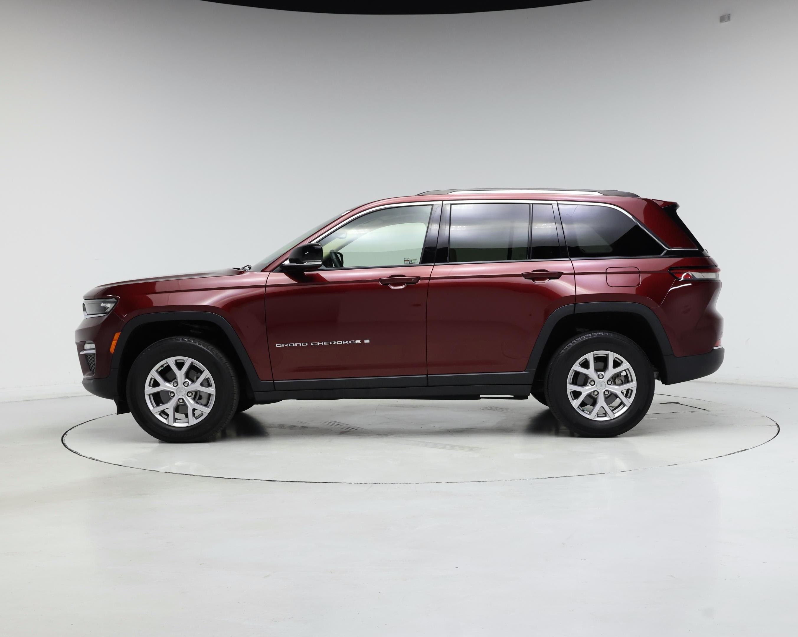 Thumbnail: 2022 Jeep Grand Cherokee - 3