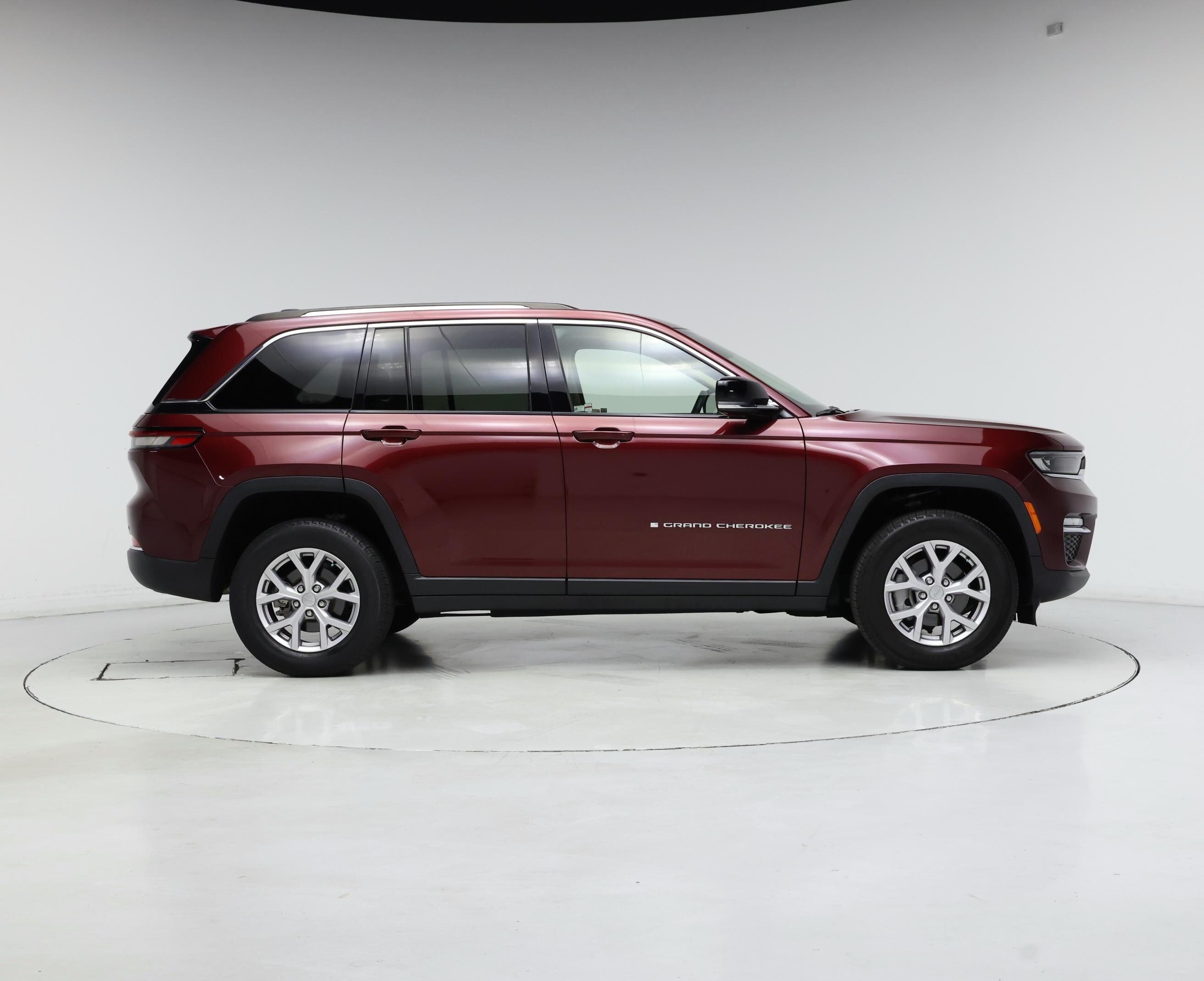 Thumbnail: 2022 Jeep Grand Cherokee - 7