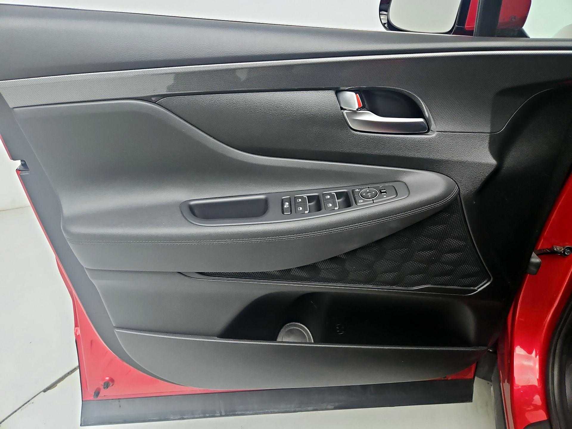 Thumbnail: 2023 Hyundai Santa Fe - 12