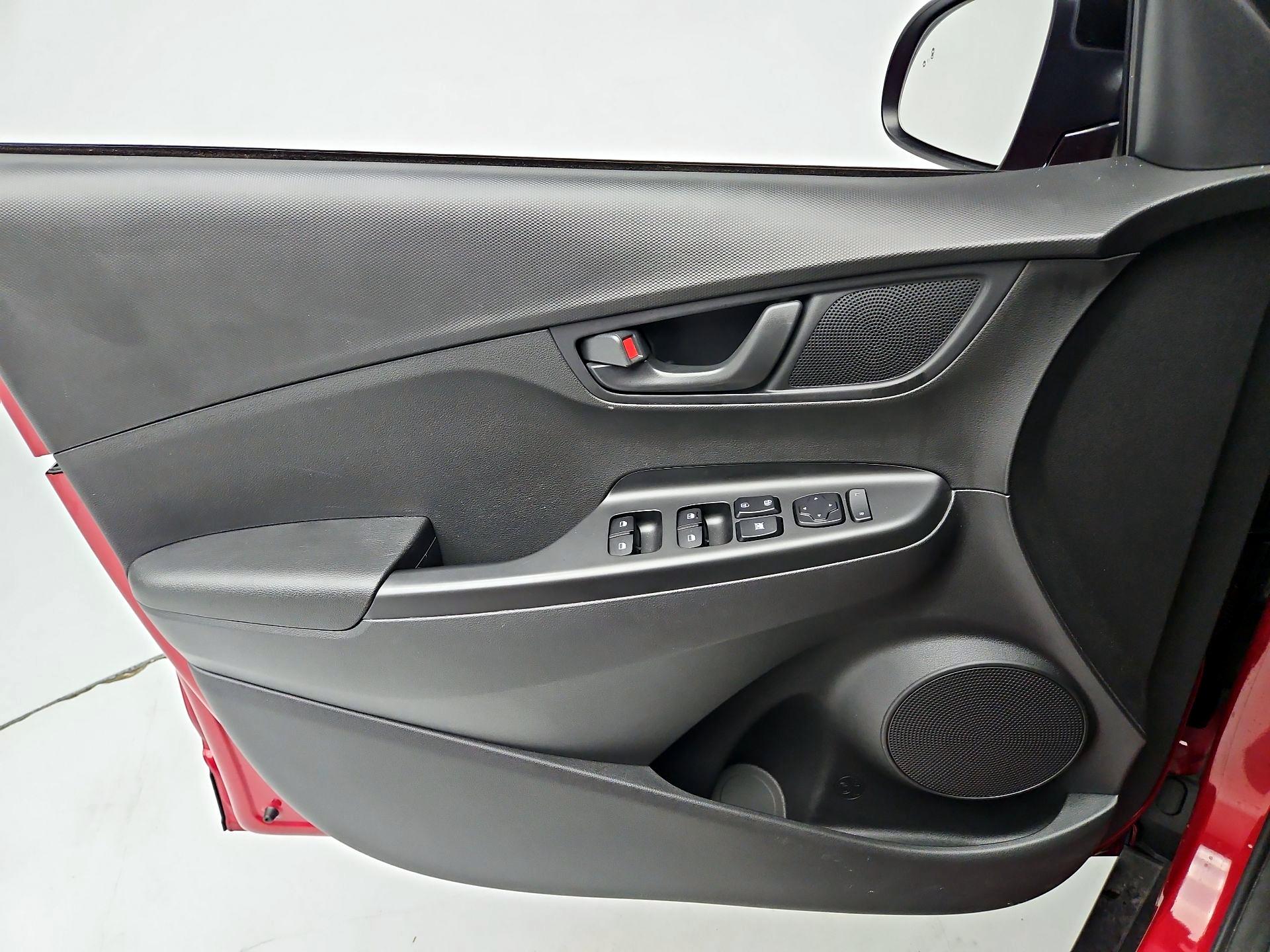 Thumbnail: 2022 Hyundai Kona - 12