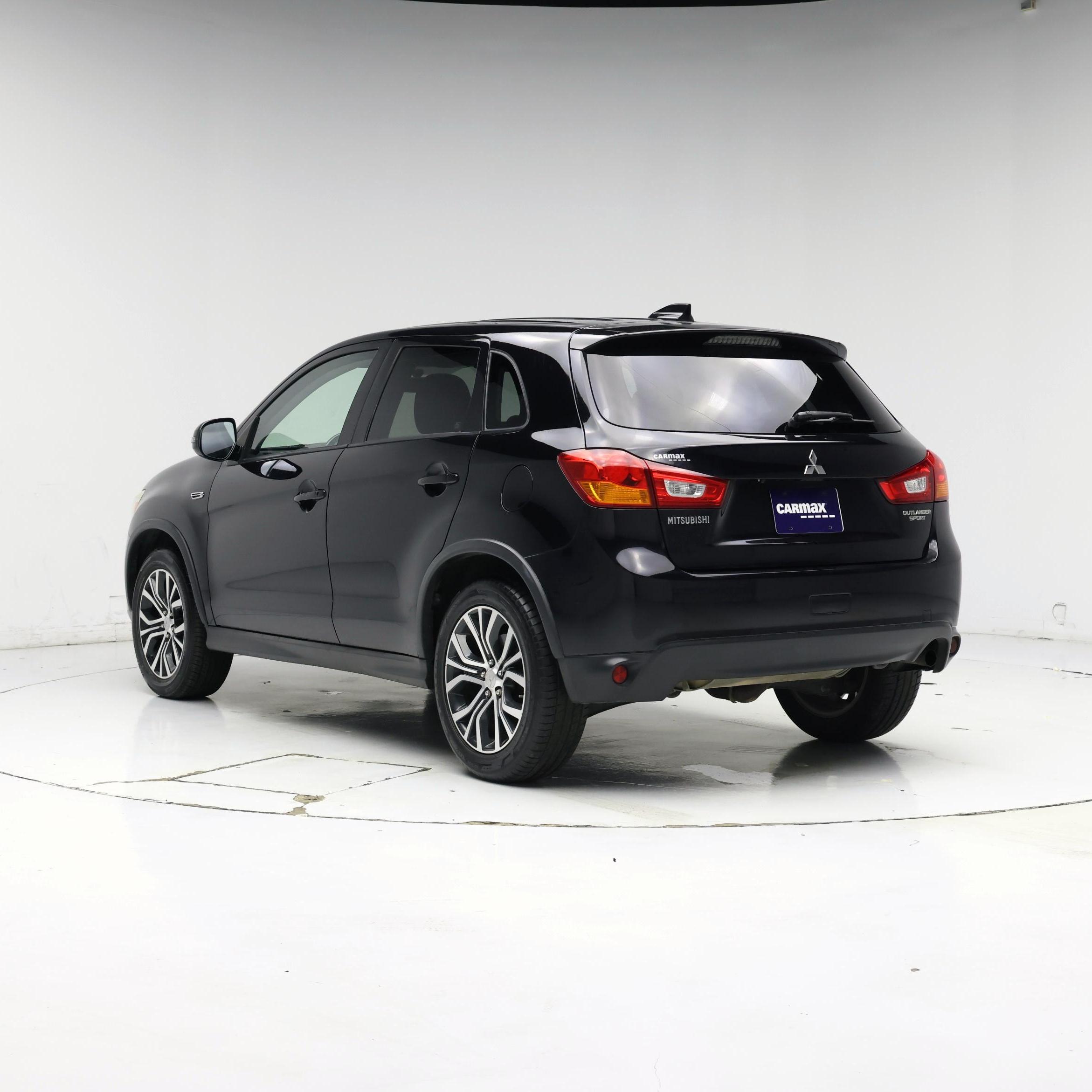 Thumbnail: 2017 Mitsubishi Outlander Sport - 2
