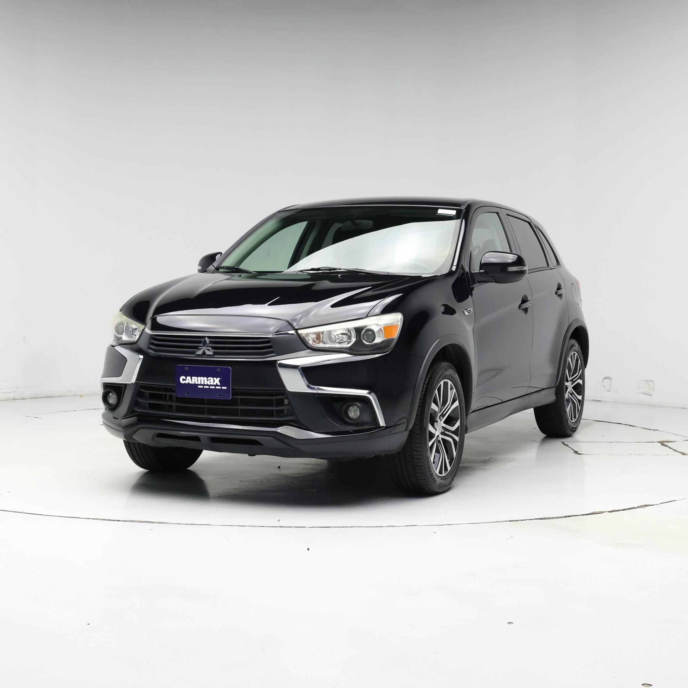 Thumbnail: 2017 Mitsubishi Outlander Sport - 4