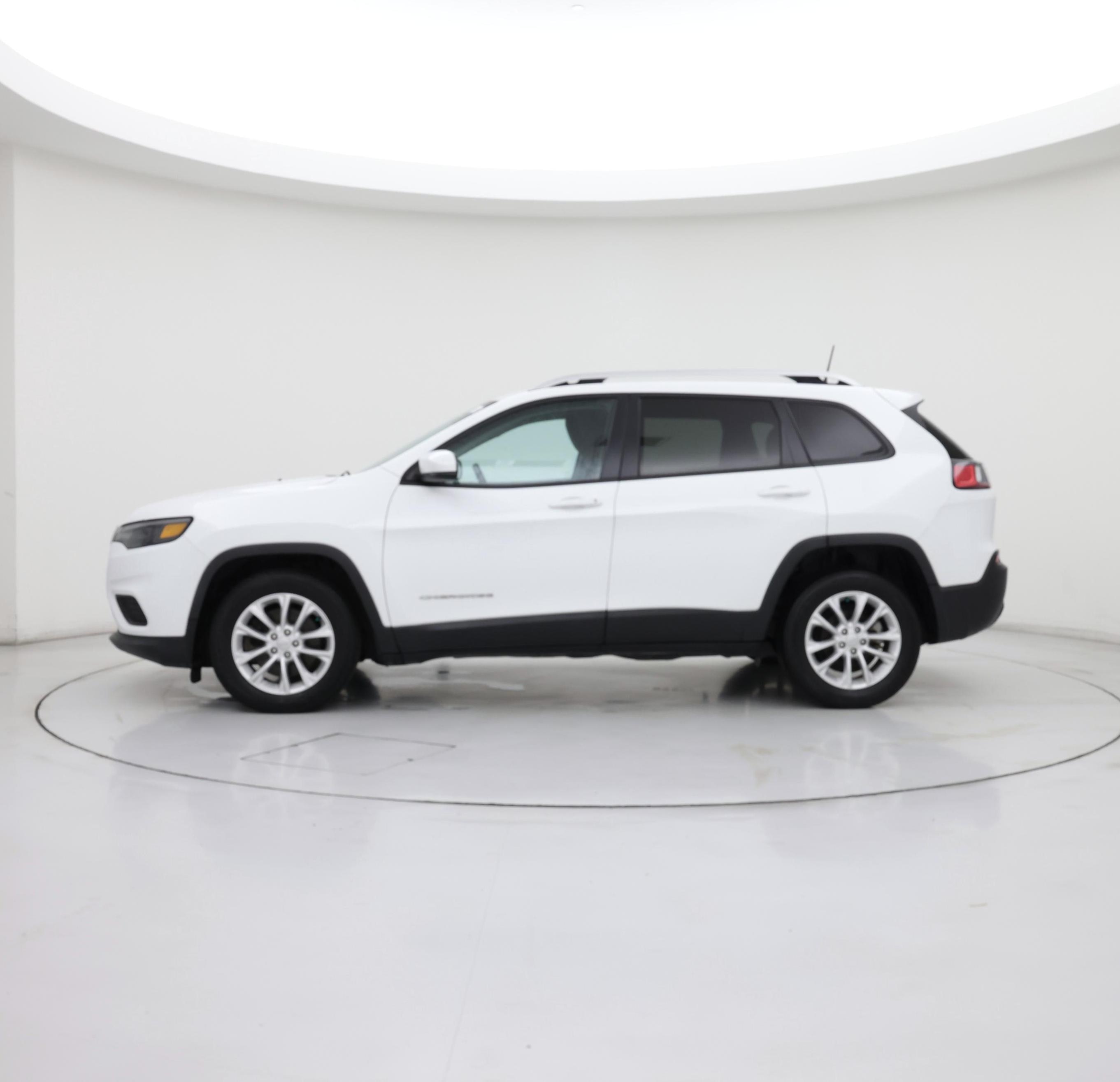 Thumbnail: 2021 Jeep Cherokee - 3