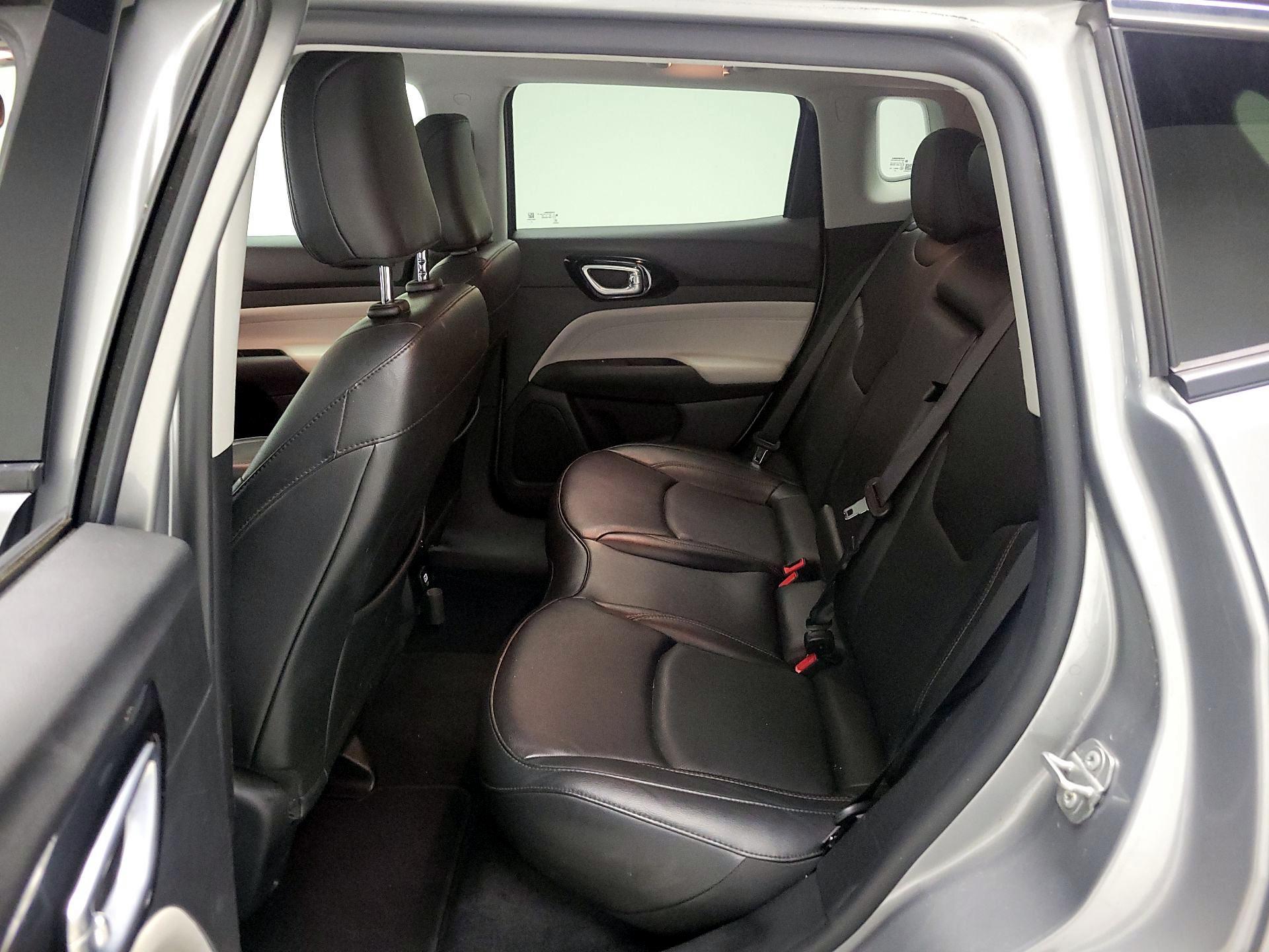 Thumbnail: 2022 Jeep Compass - 18