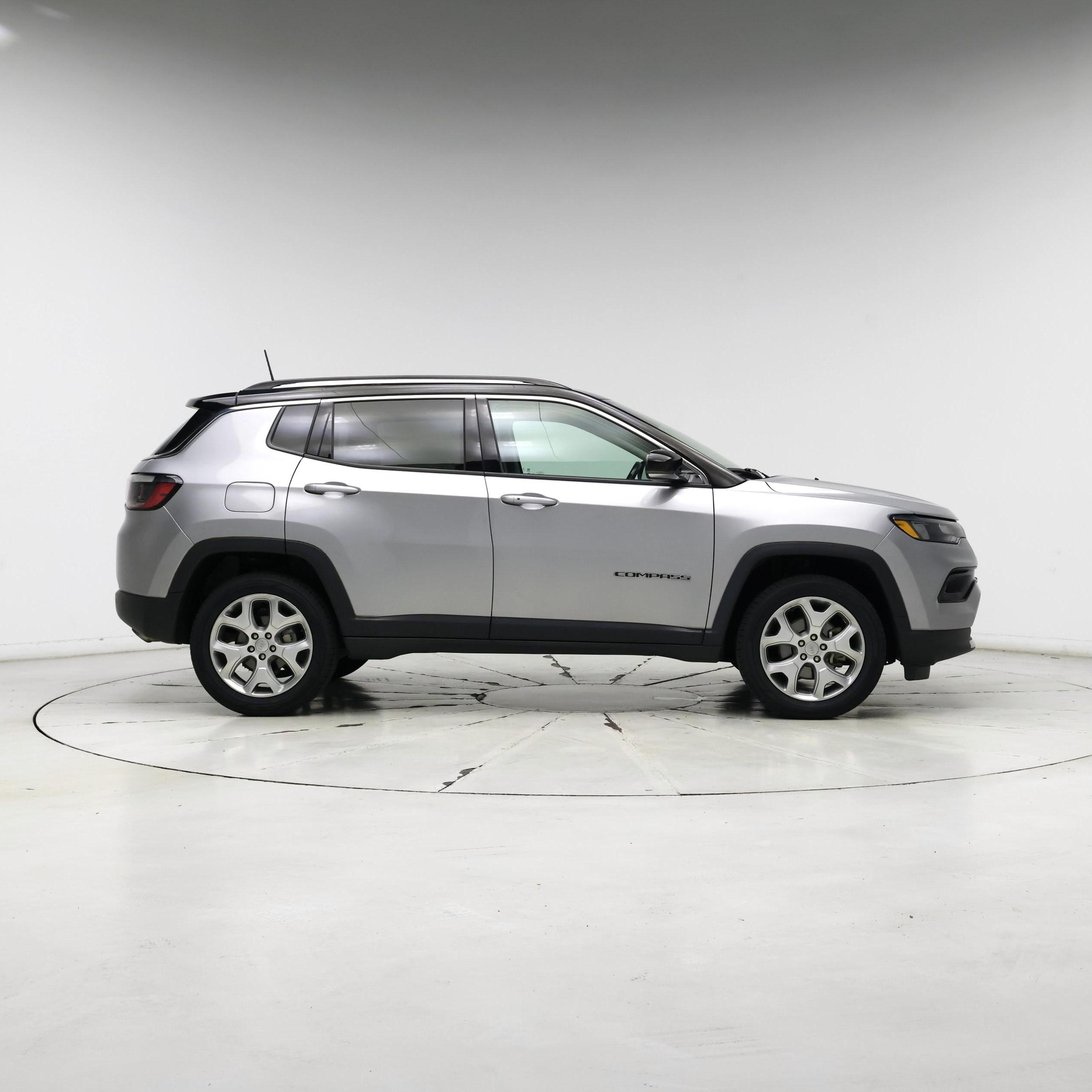 Thumbnail: 2022 Jeep Compass - 7