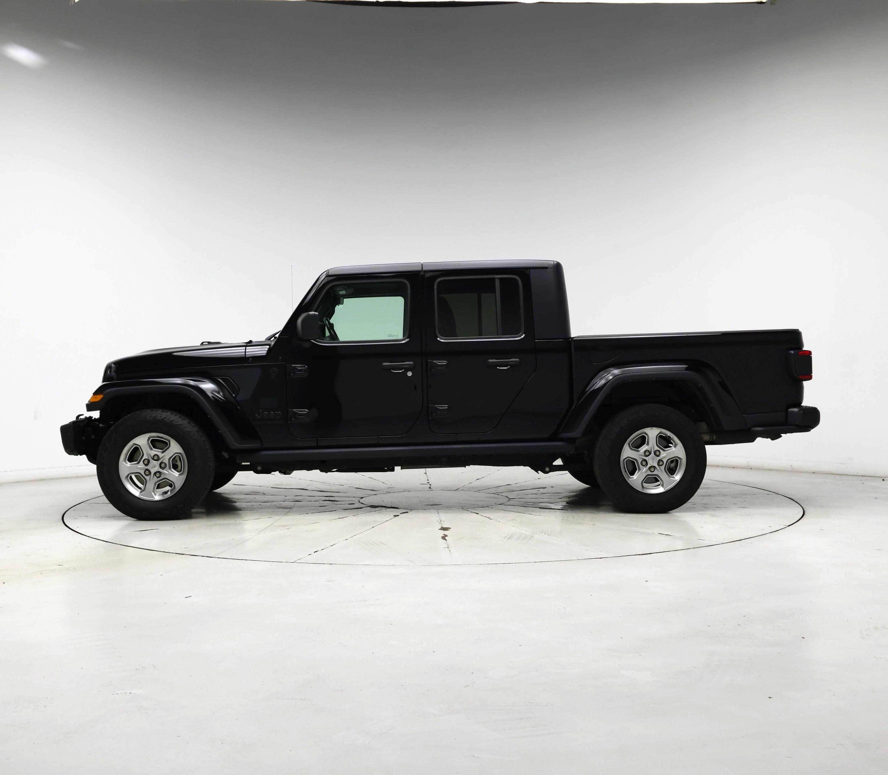 Thumbnail: 2021 Jeep Gladiator - 3