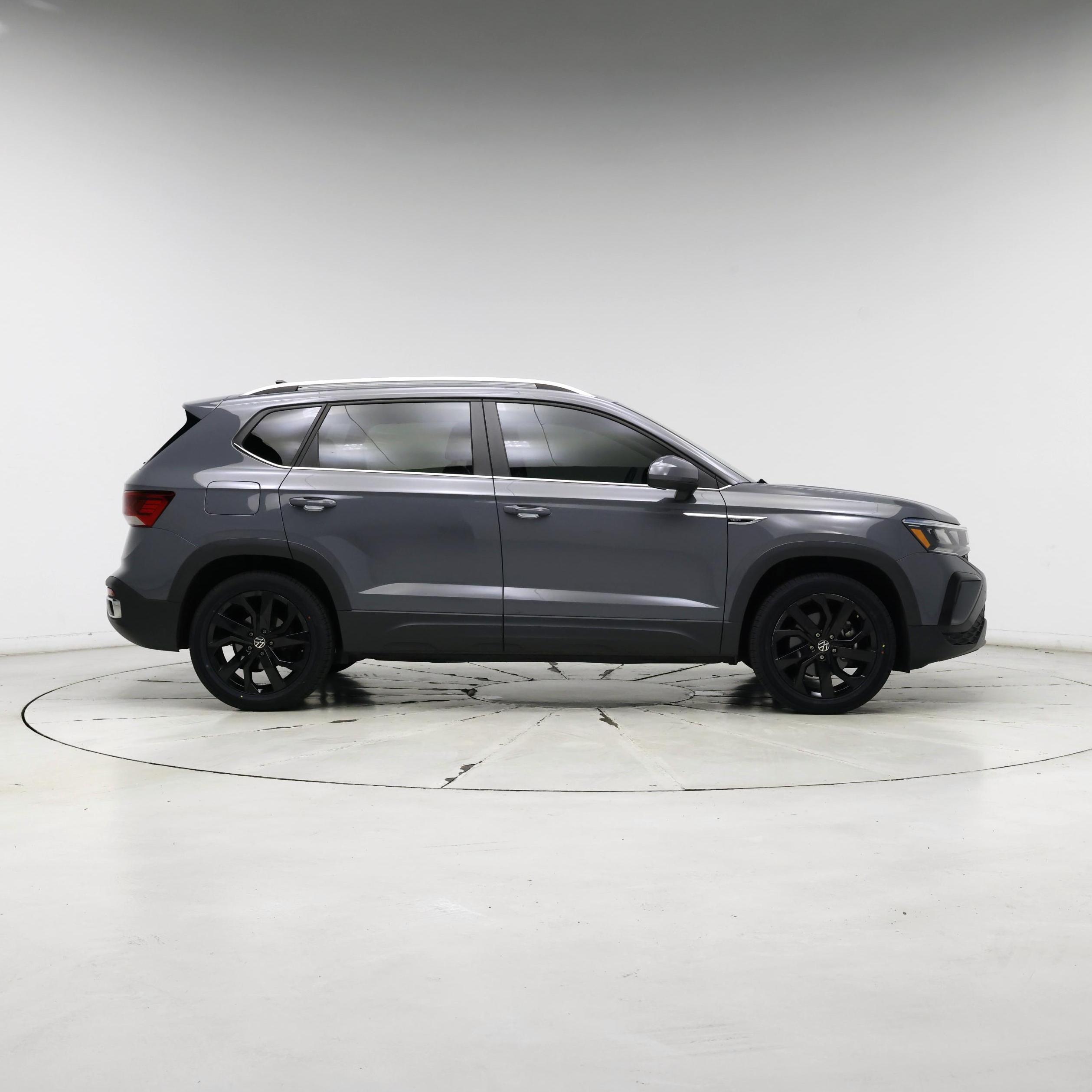 Thumbnail: 2022 Volkswagen Taos - 7