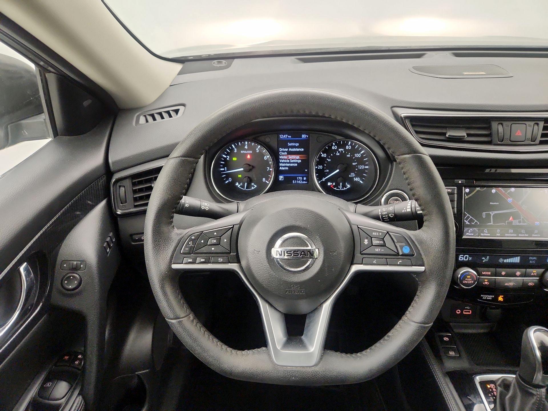 Thumbnail: 2020 Nissan Rogue - 10