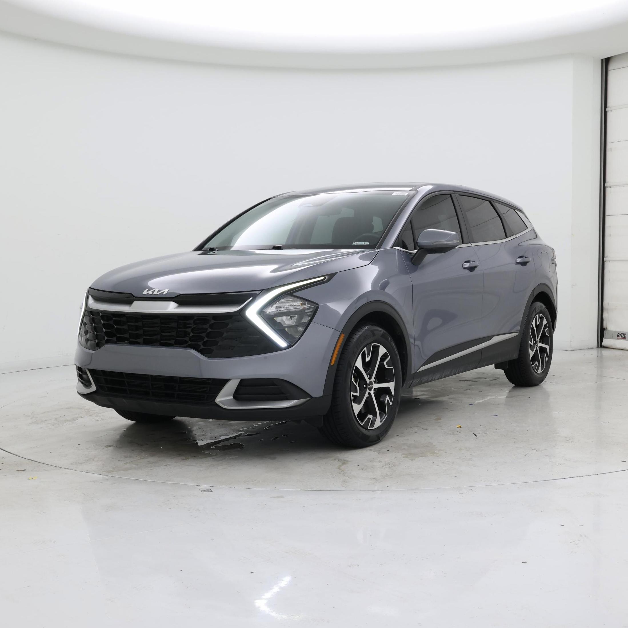 Thumbnail: 2023 Kia Sportage - 4