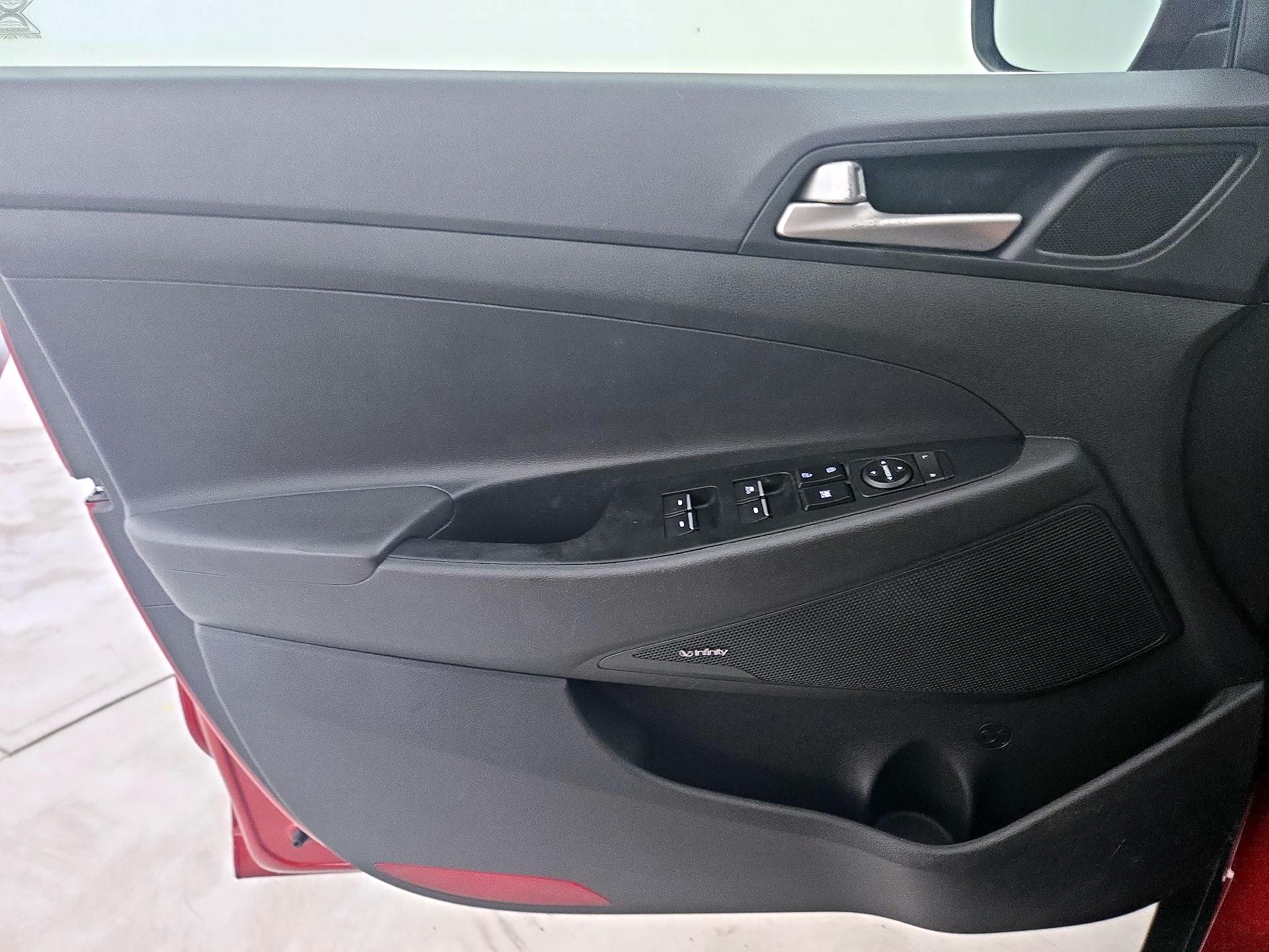 Thumbnail: 2021 Hyundai Tucson - 12