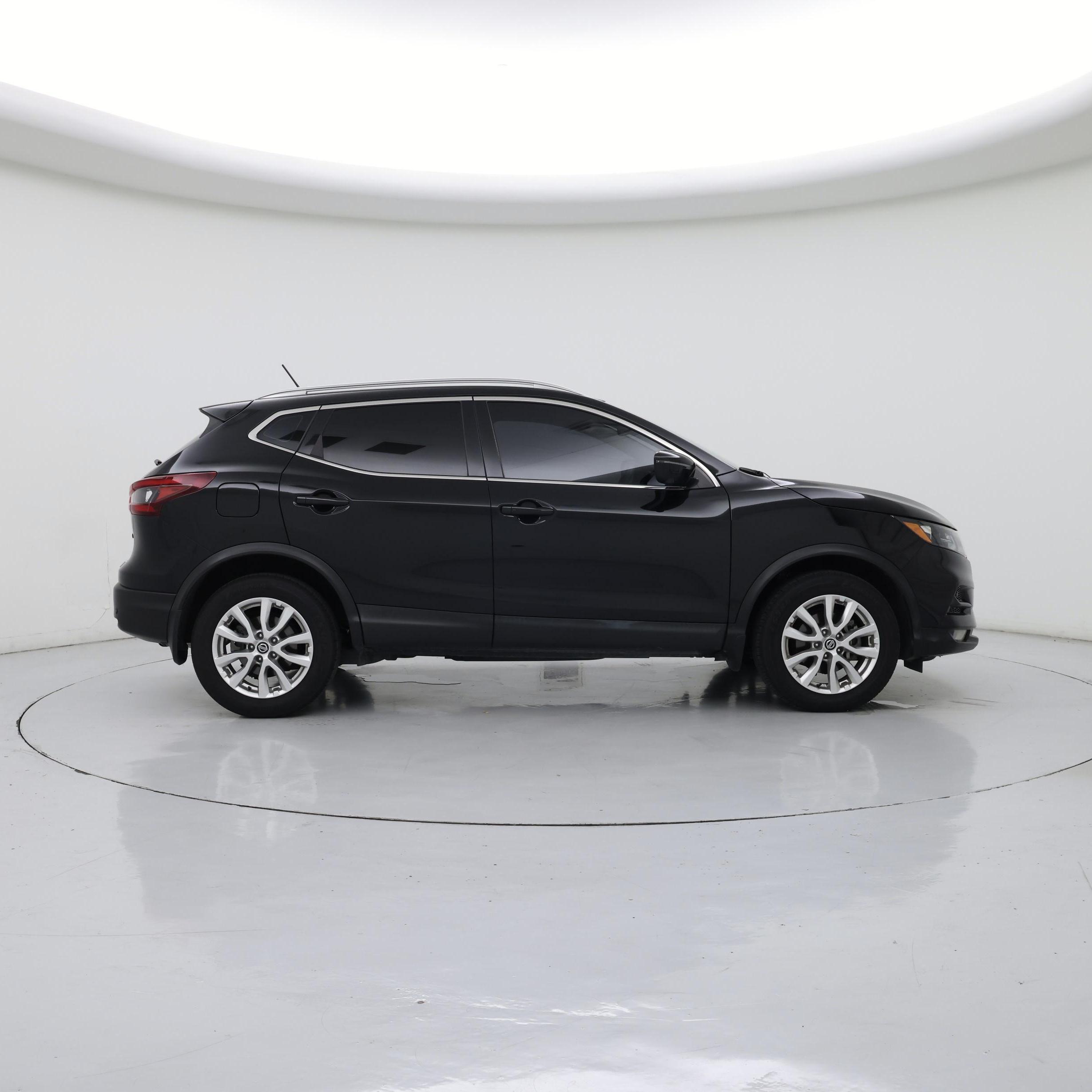 Thumbnail: 2021 Nissan Rogue Sport - 7
