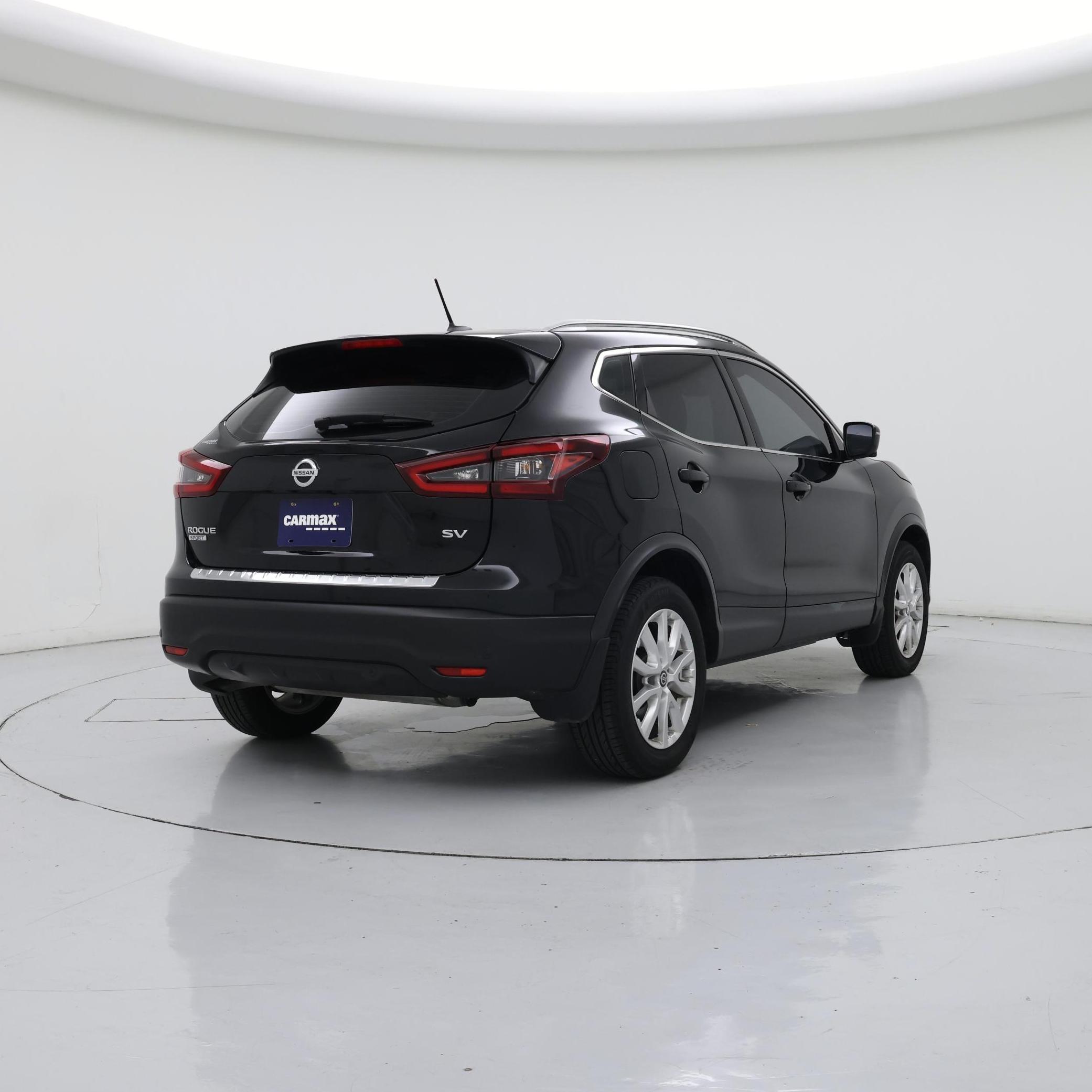 Thumbnail: 2021 Nissan Rogue Sport - 8