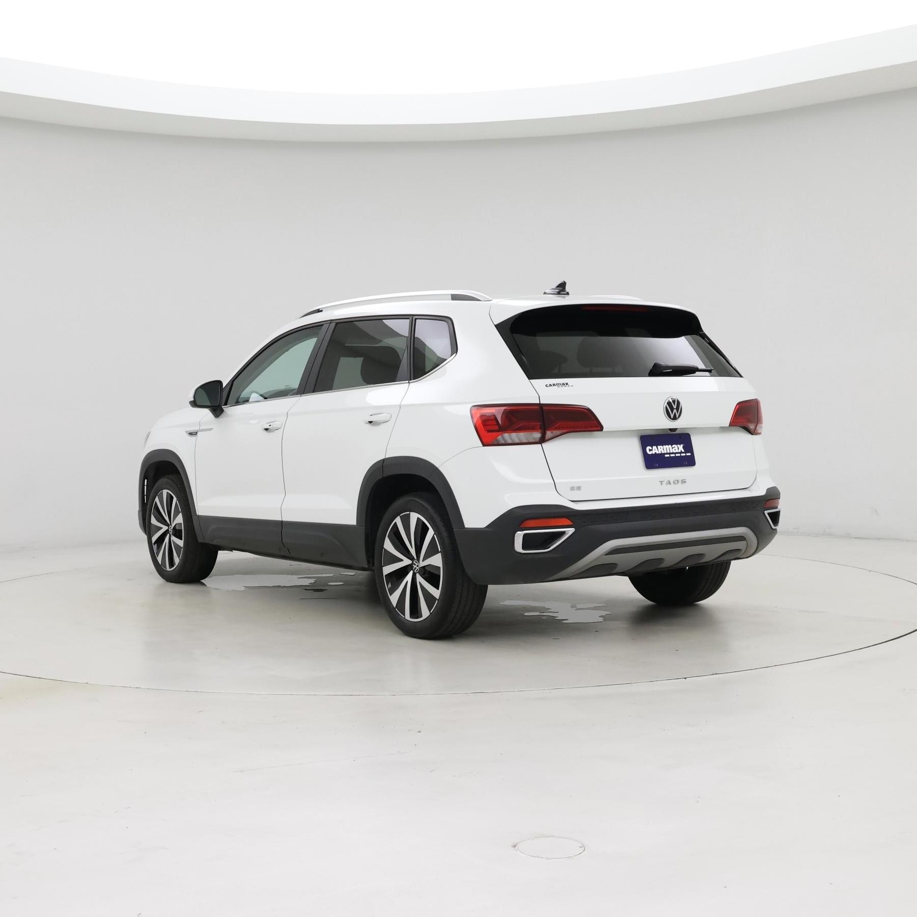 Thumbnail: 2022 Volkswagen Taos - 2