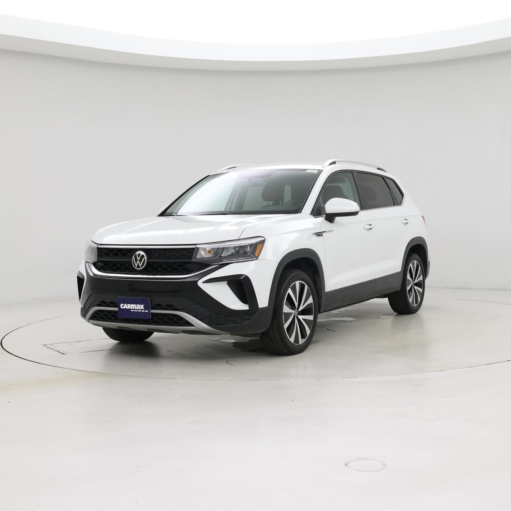 Thumbnail: 2022 Volkswagen Taos - 4