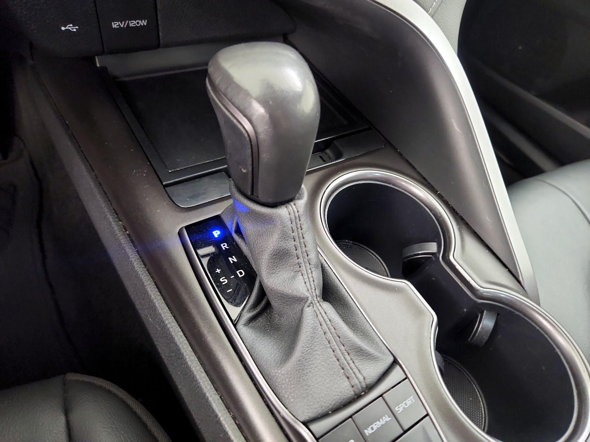 Thumbnail: 2024 Toyota Camry - 17