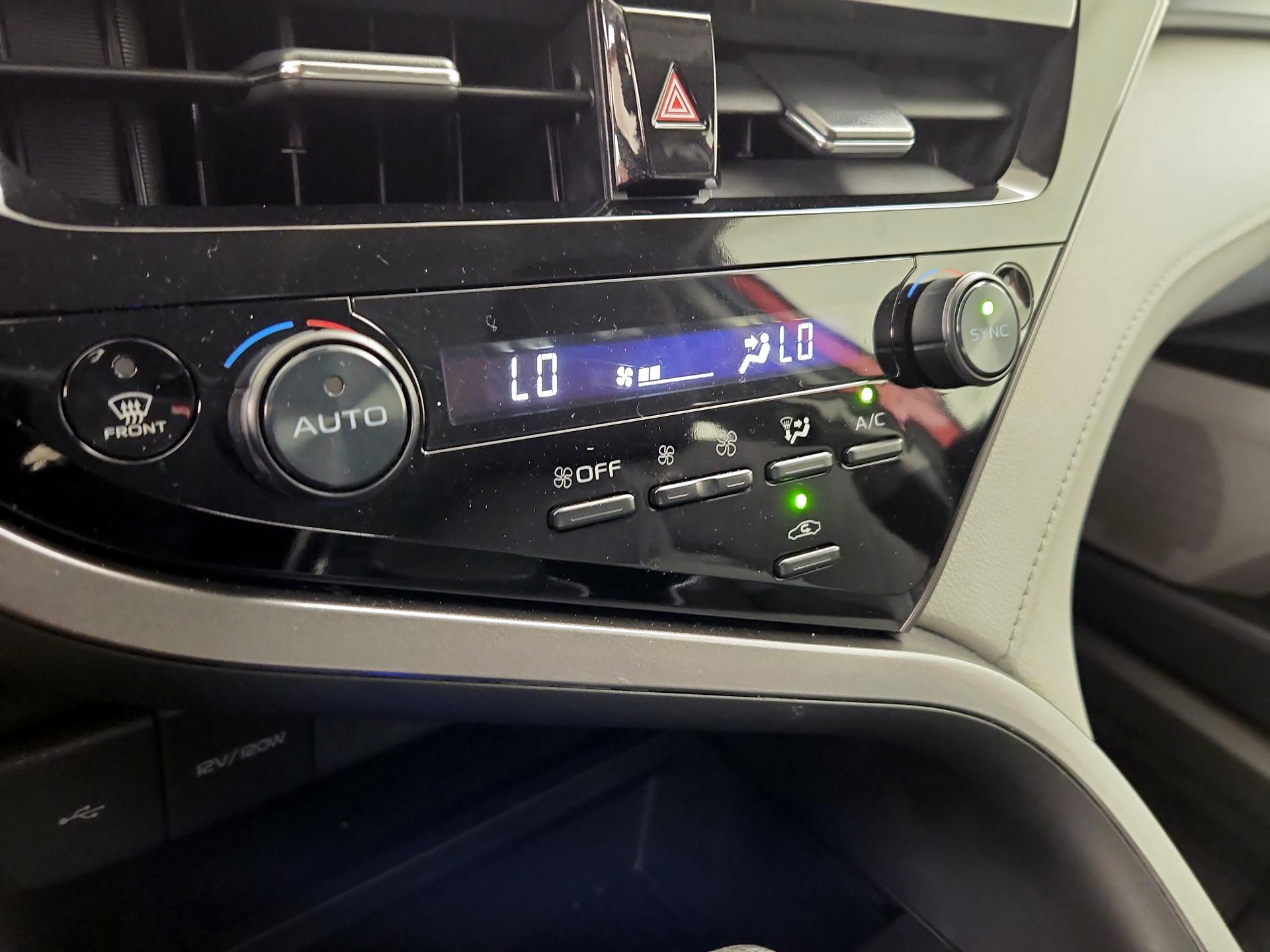 Thumbnail: 2024 Toyota Camry - 16