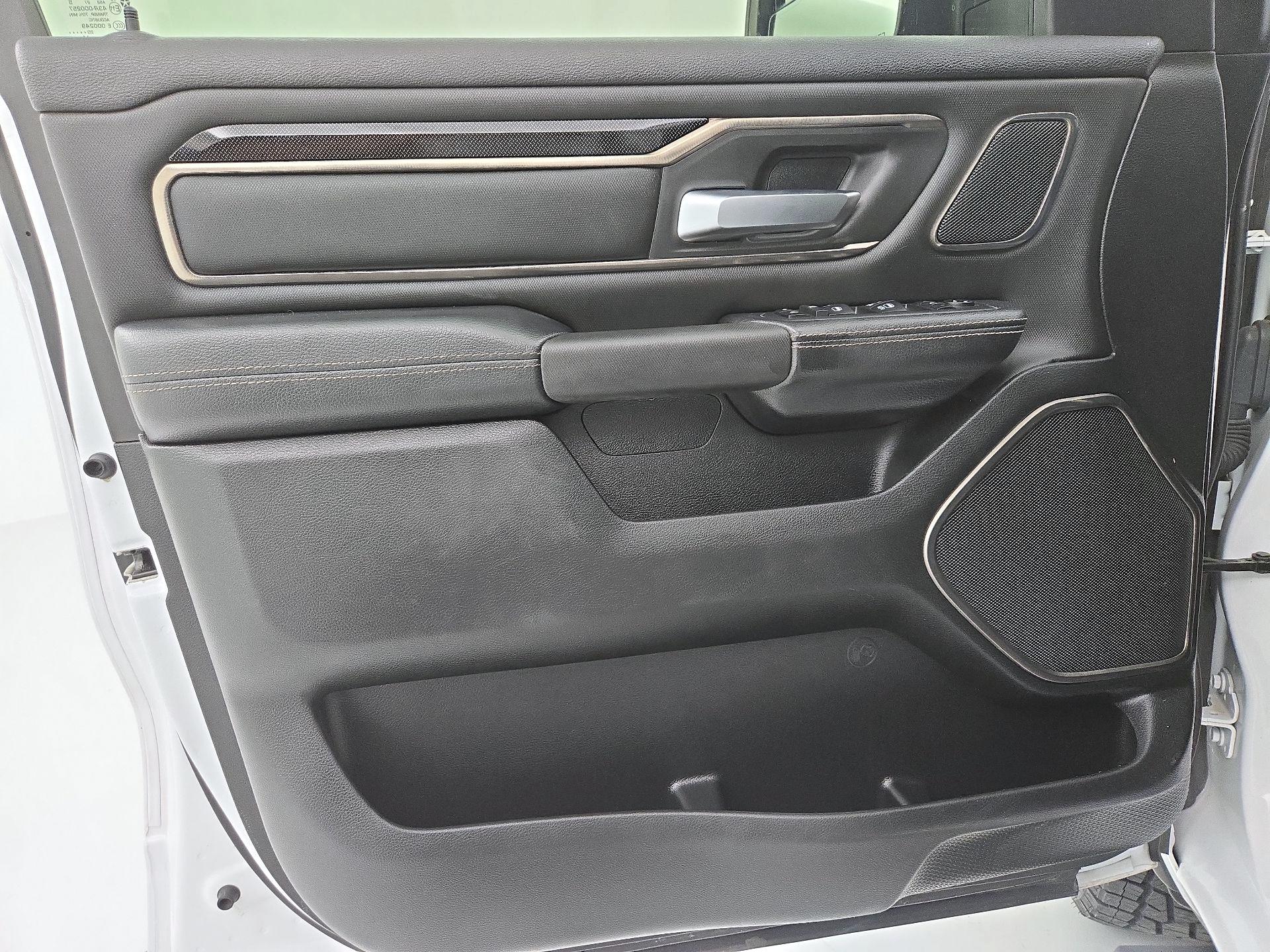 Thumbnail: 2020 RAM 1500 - 10