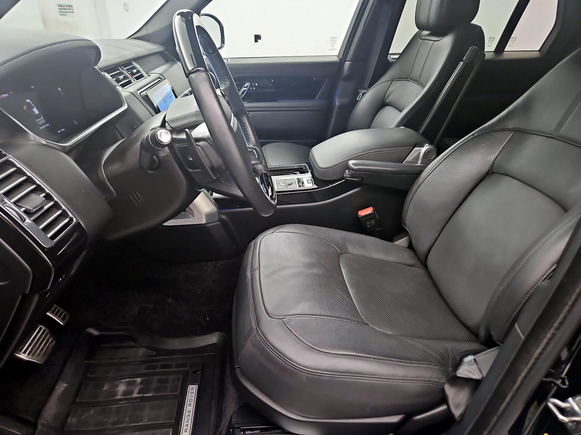 Thumbnail: 2021 Land Rover Range Rover - 11