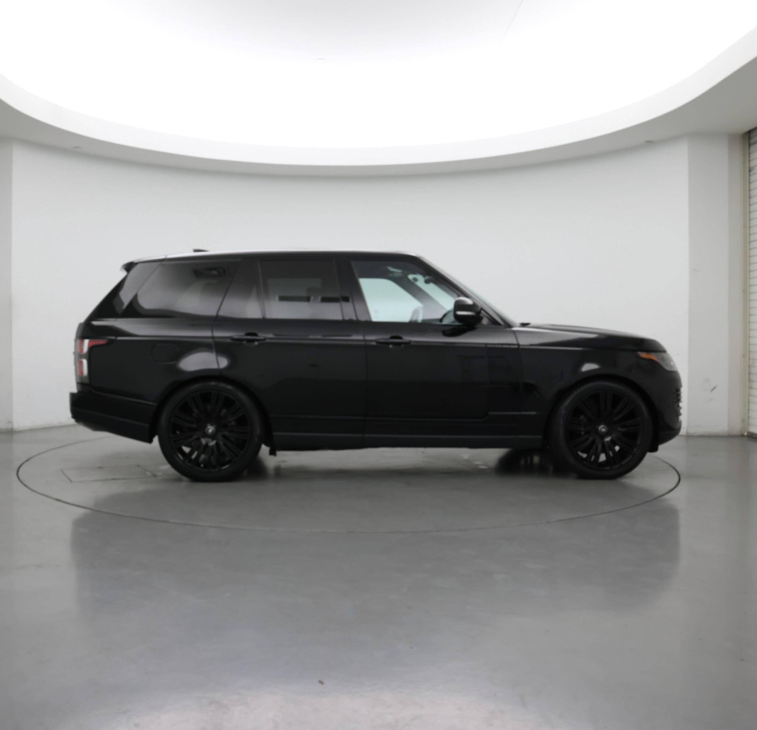 Thumbnail: 2021 Land Rover Range Rover - 7