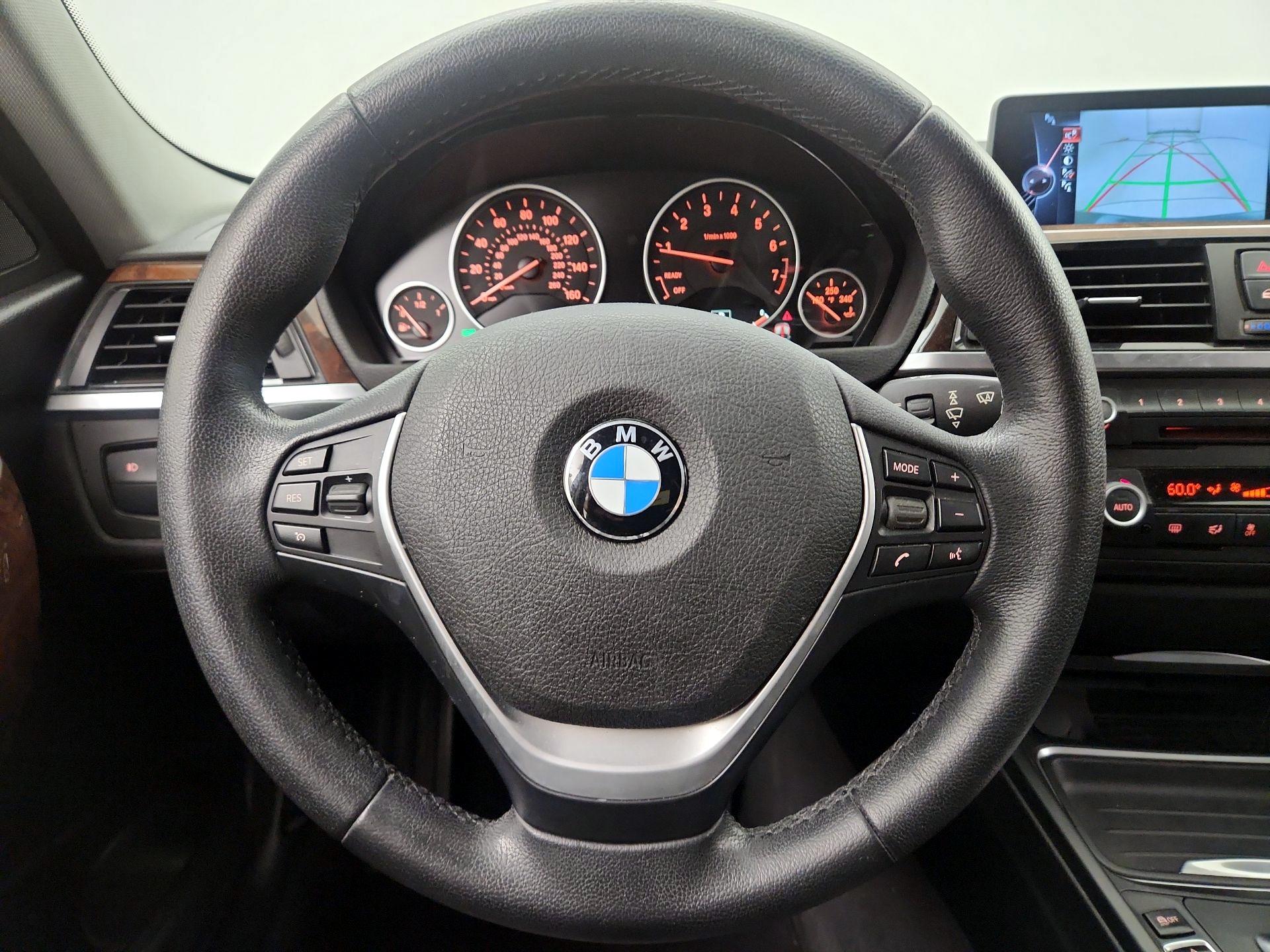 Thumbnail: 2014 BMW 3 Series - 10