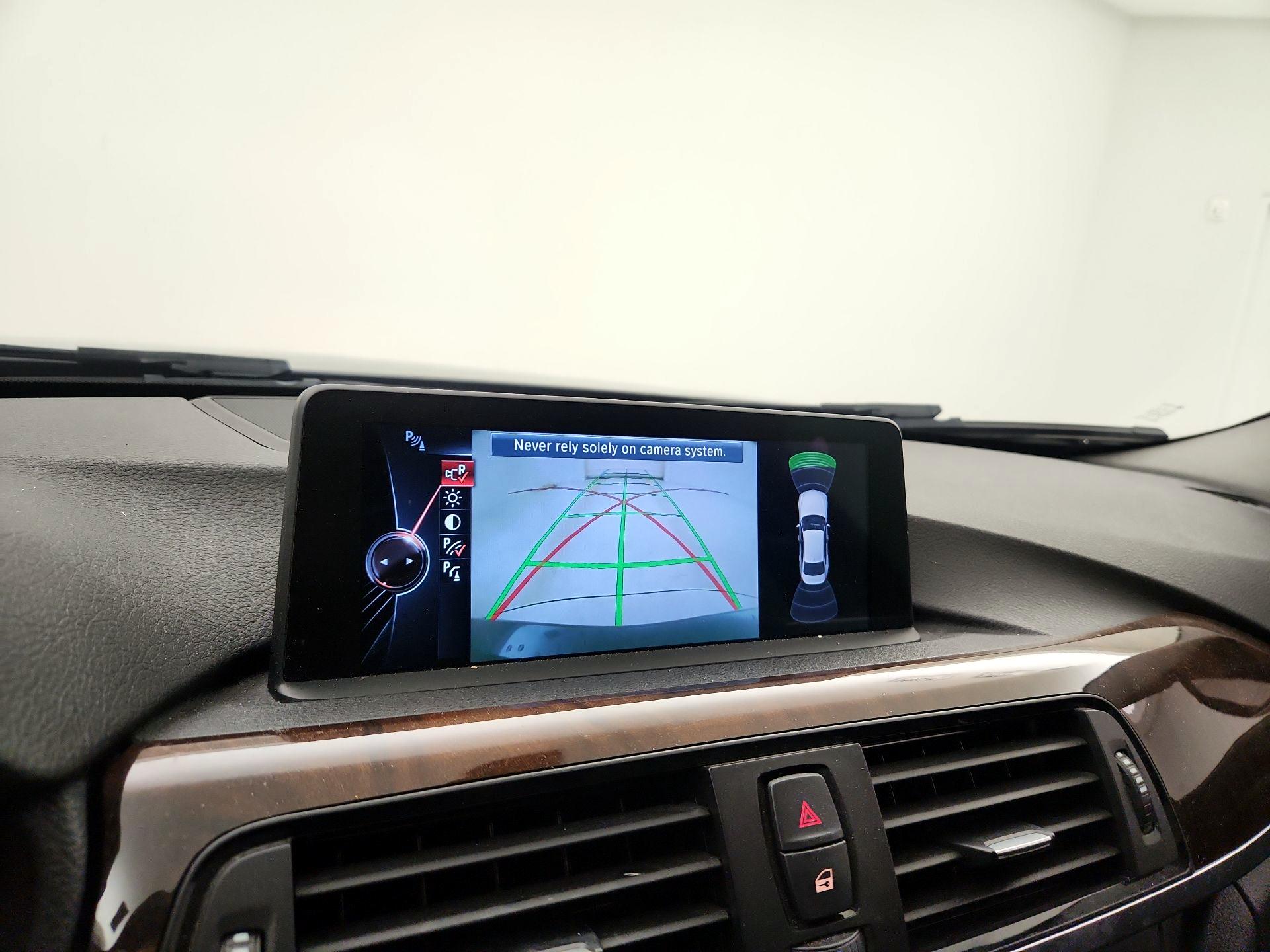 Thumbnail: 2014 BMW 3 Series - 14