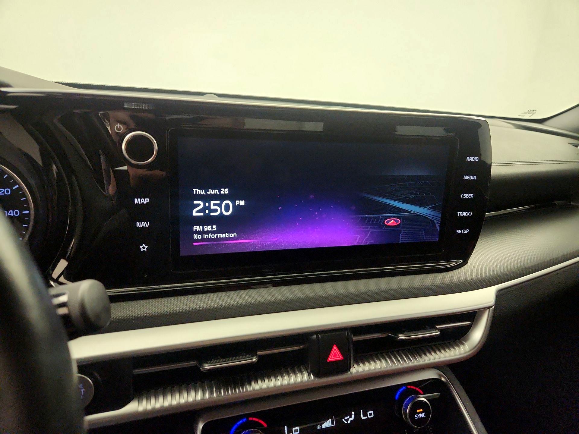 Thumbnail: 2023 Kia K5 - 16