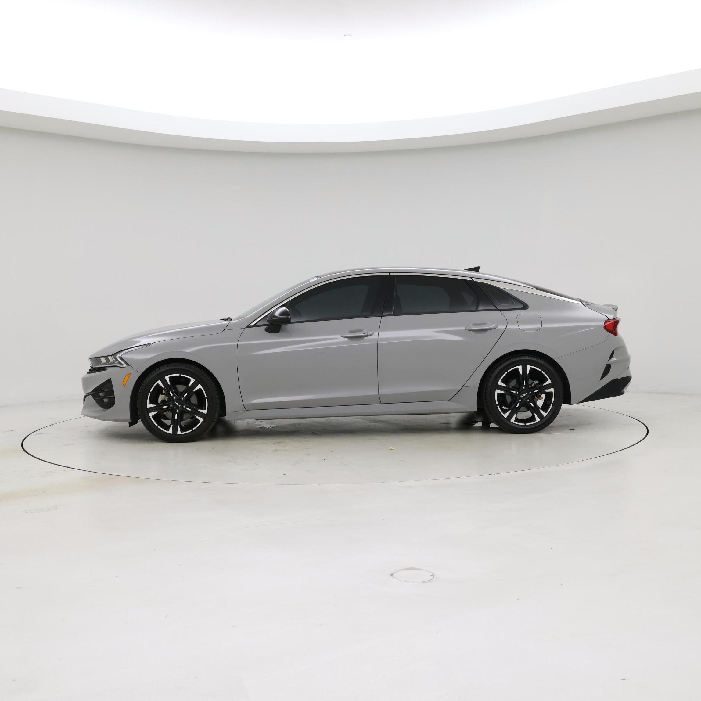 Thumbnail: 2023 Kia K5 - 3
