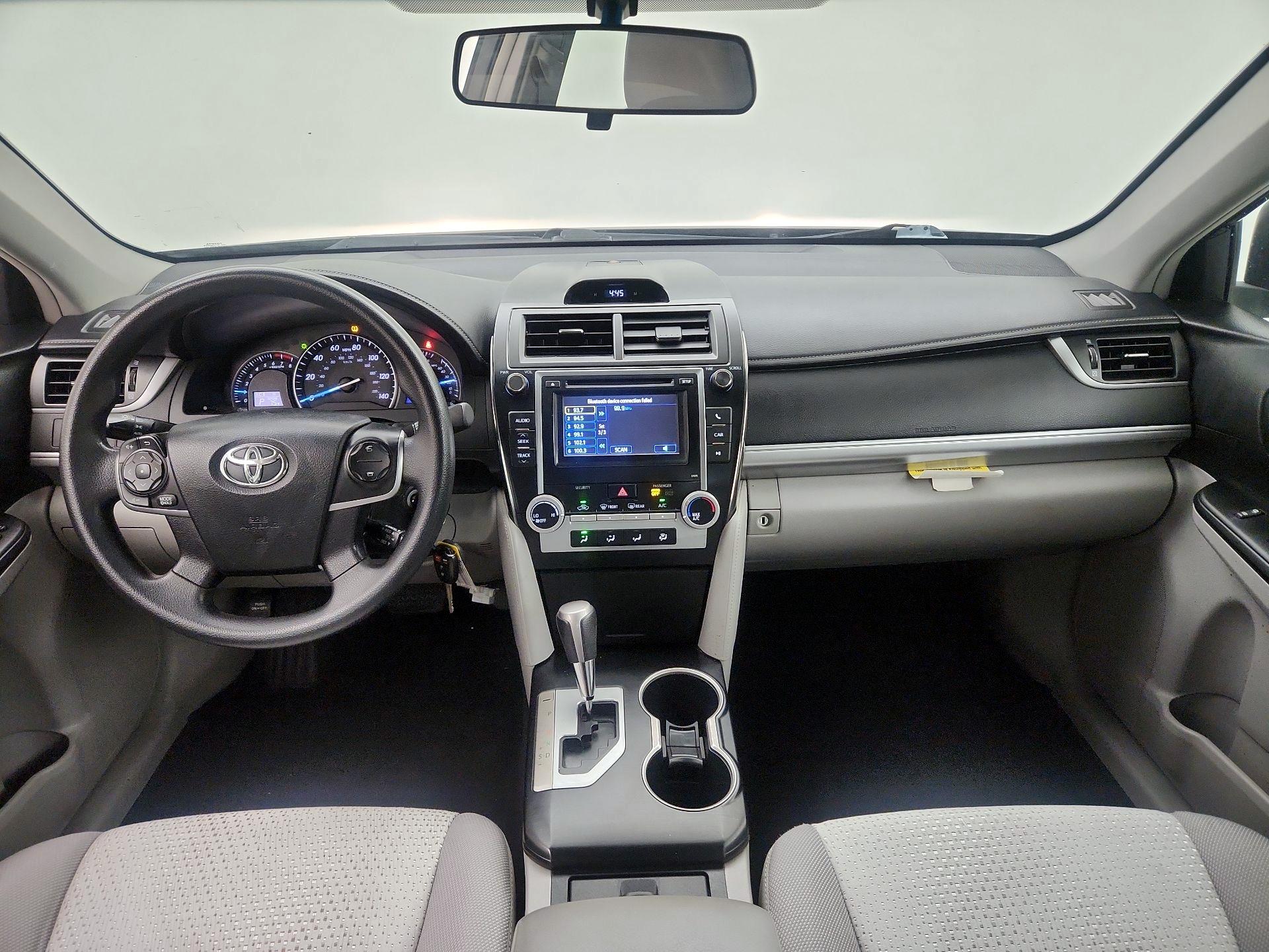 Thumbnail: 2013 Toyota Camry - 9