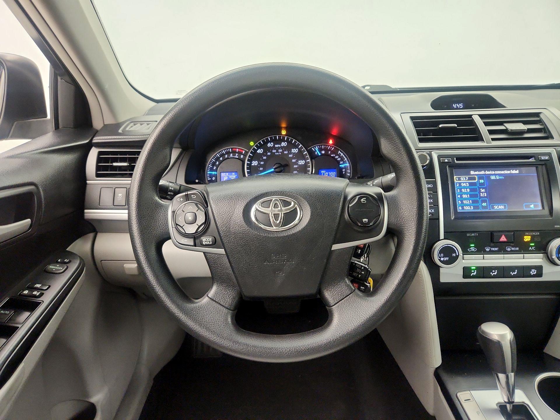 Thumbnail: 2013 Toyota Camry - 10