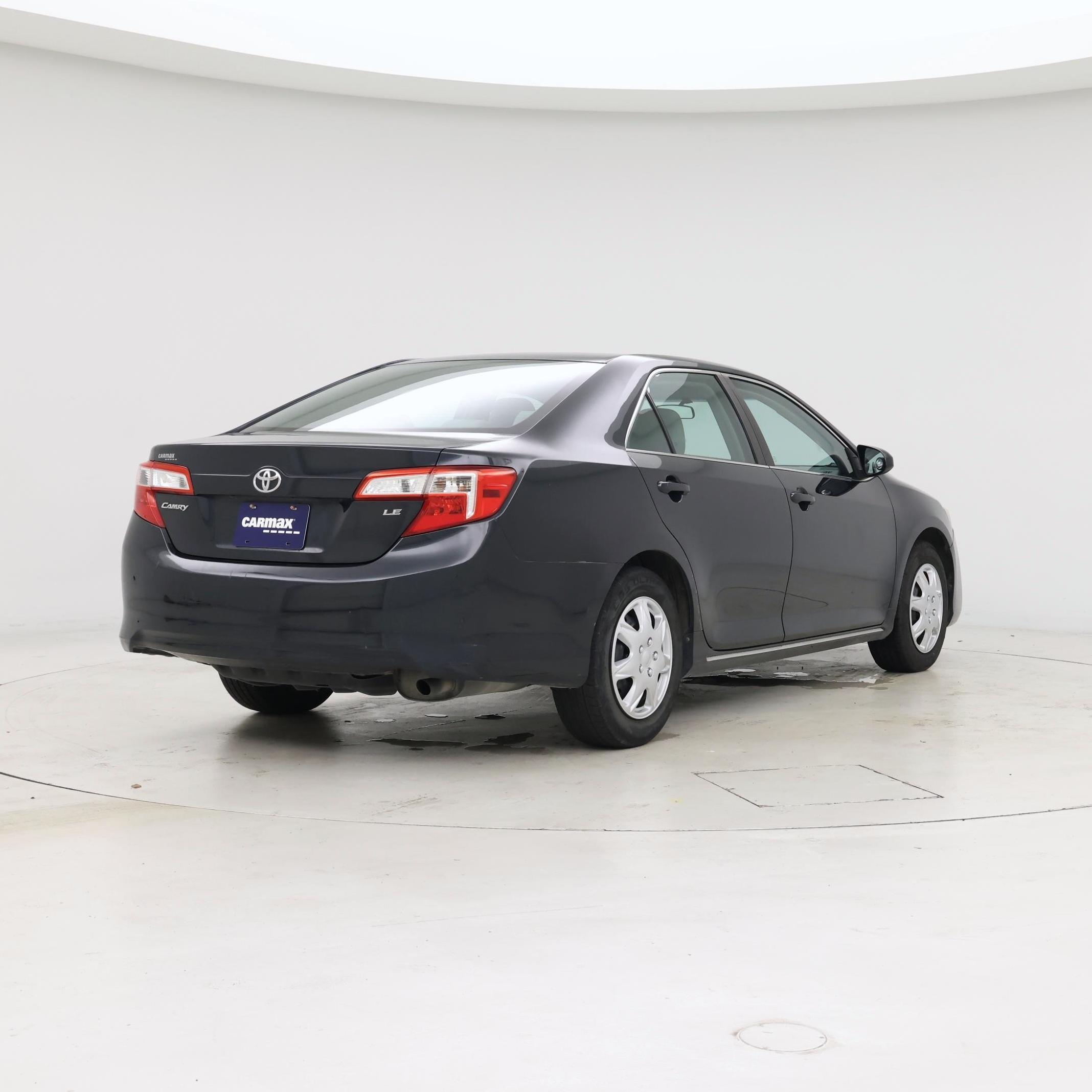 Thumbnail: 2013 Toyota Camry - 8