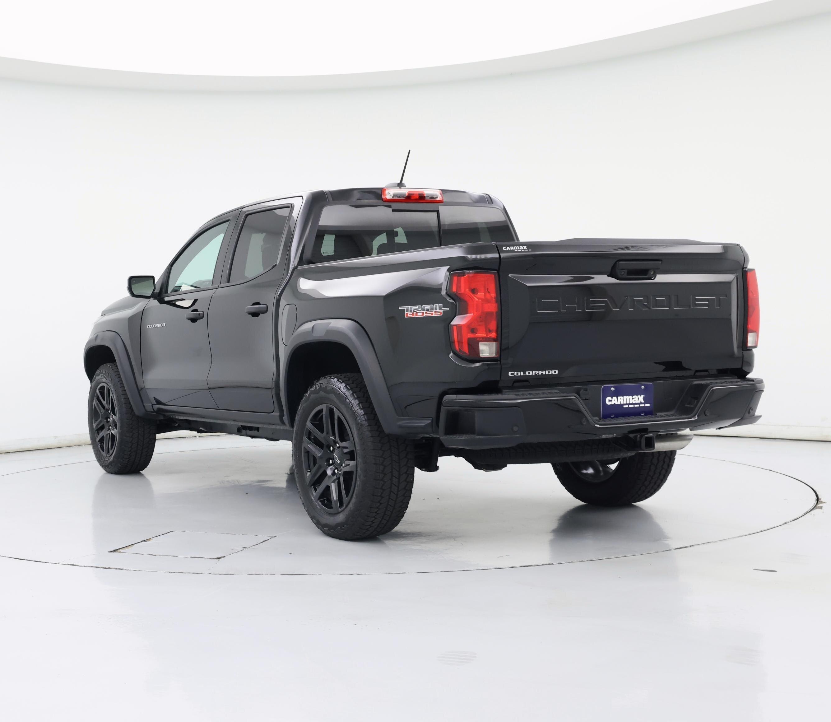 Thumbnail: 2024 Chevrolet Colorado - 2
