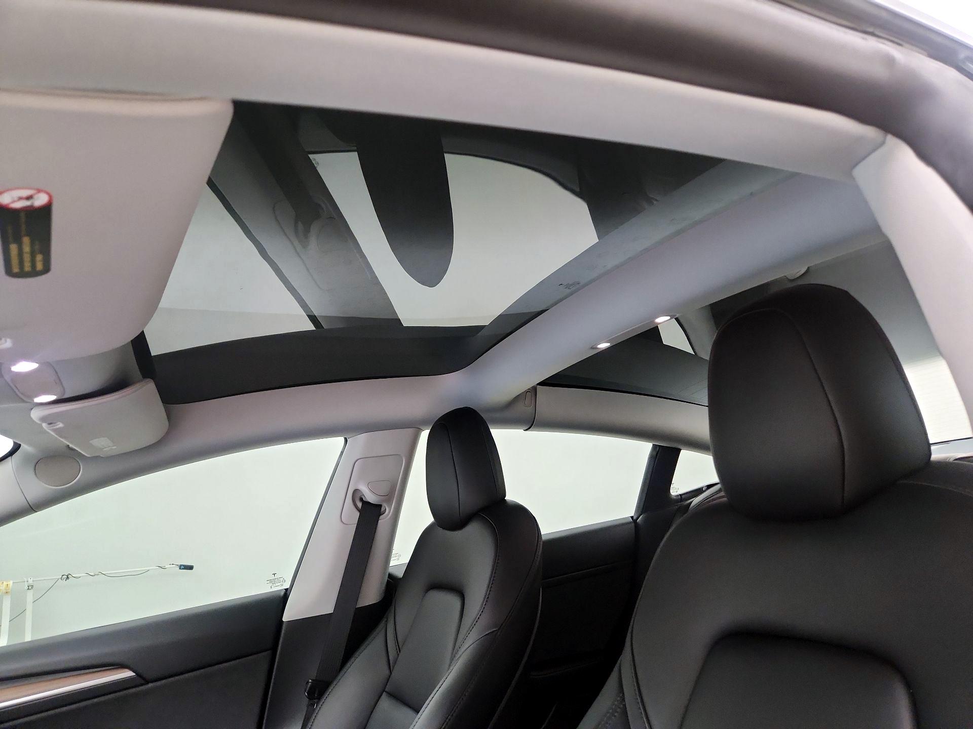 Thumbnail: 2021 Tesla Model 3 - 20