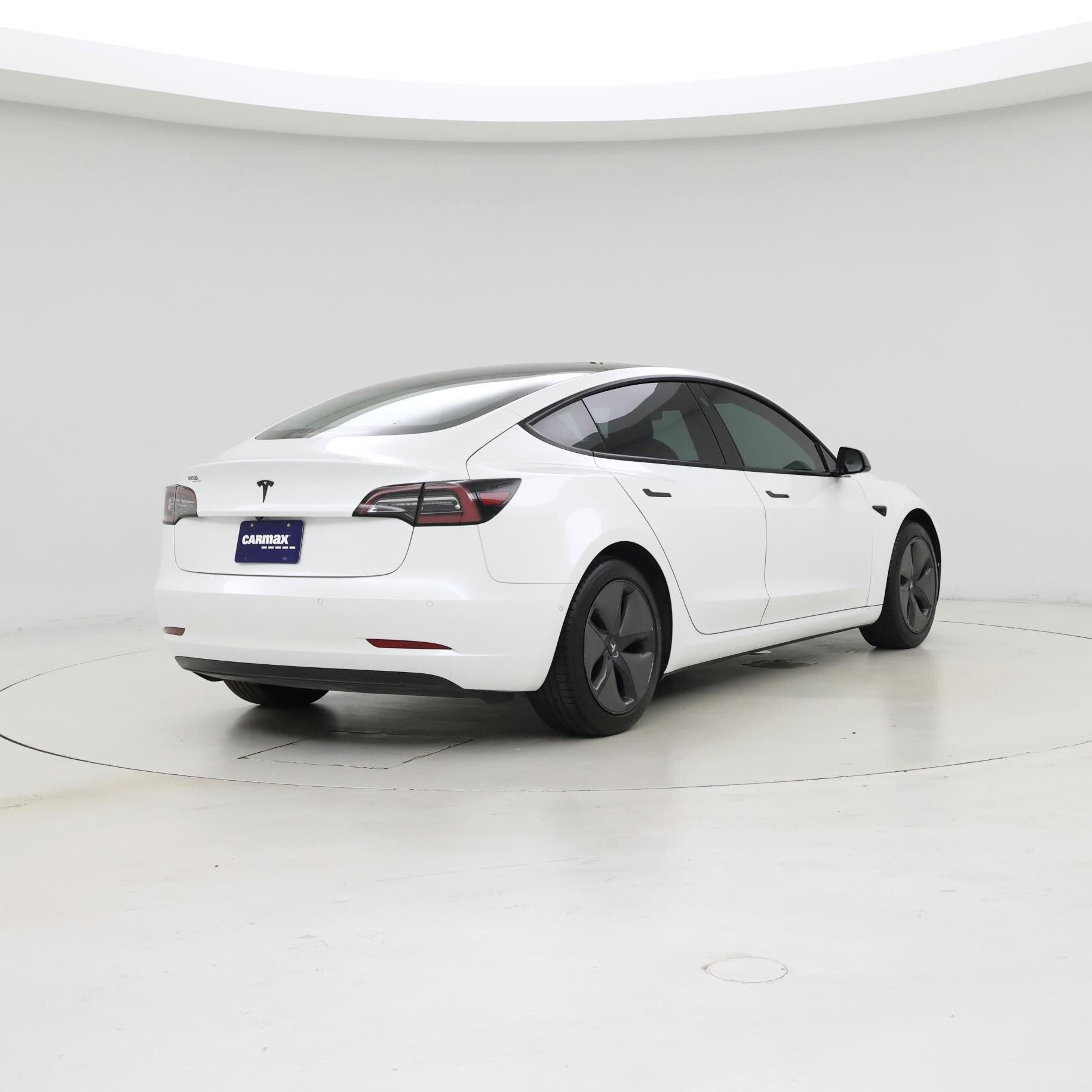 Thumbnail: 2021 Tesla Model 3 - 8