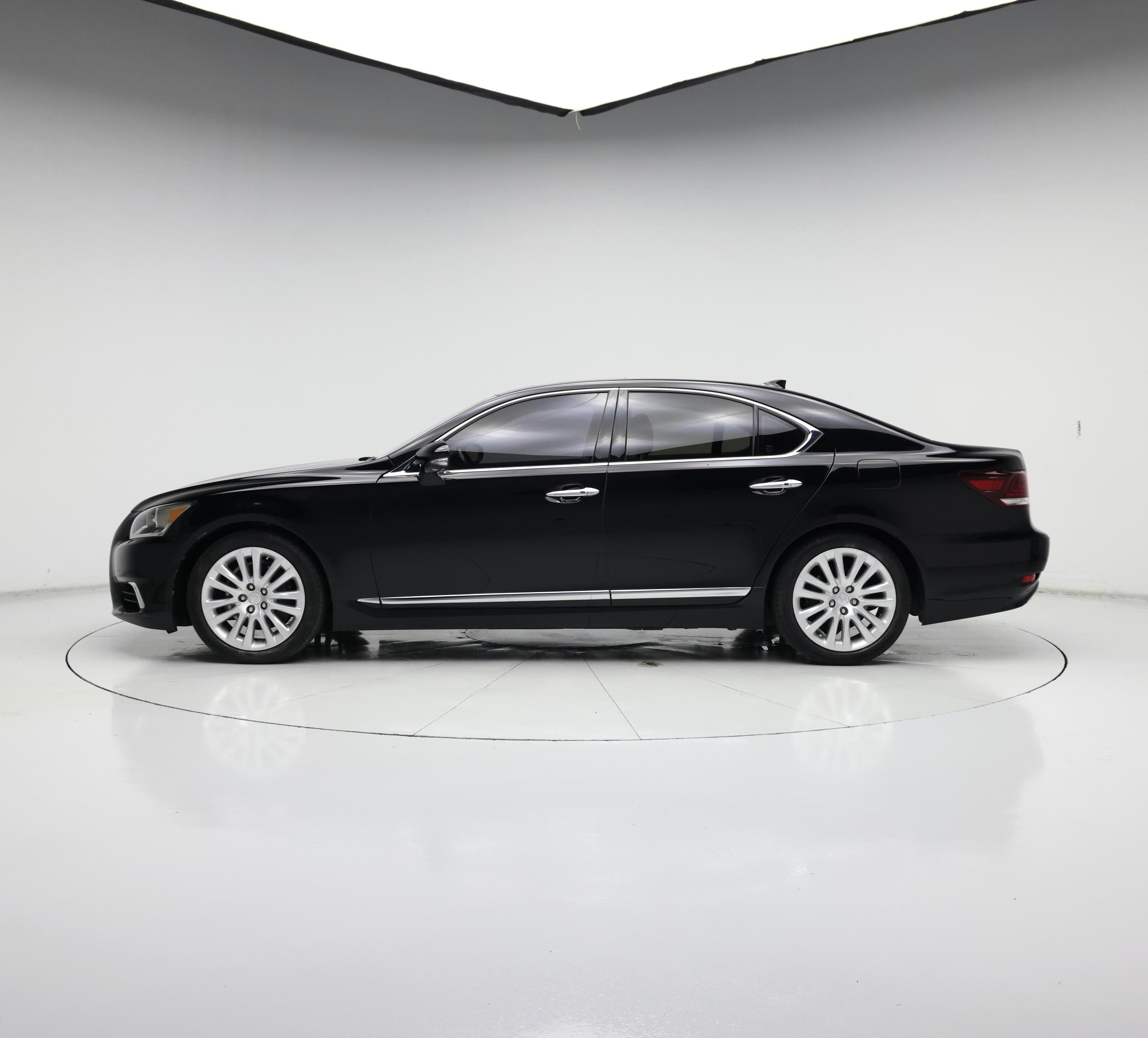 Thumbnail: 2016 Lexus LS - 3