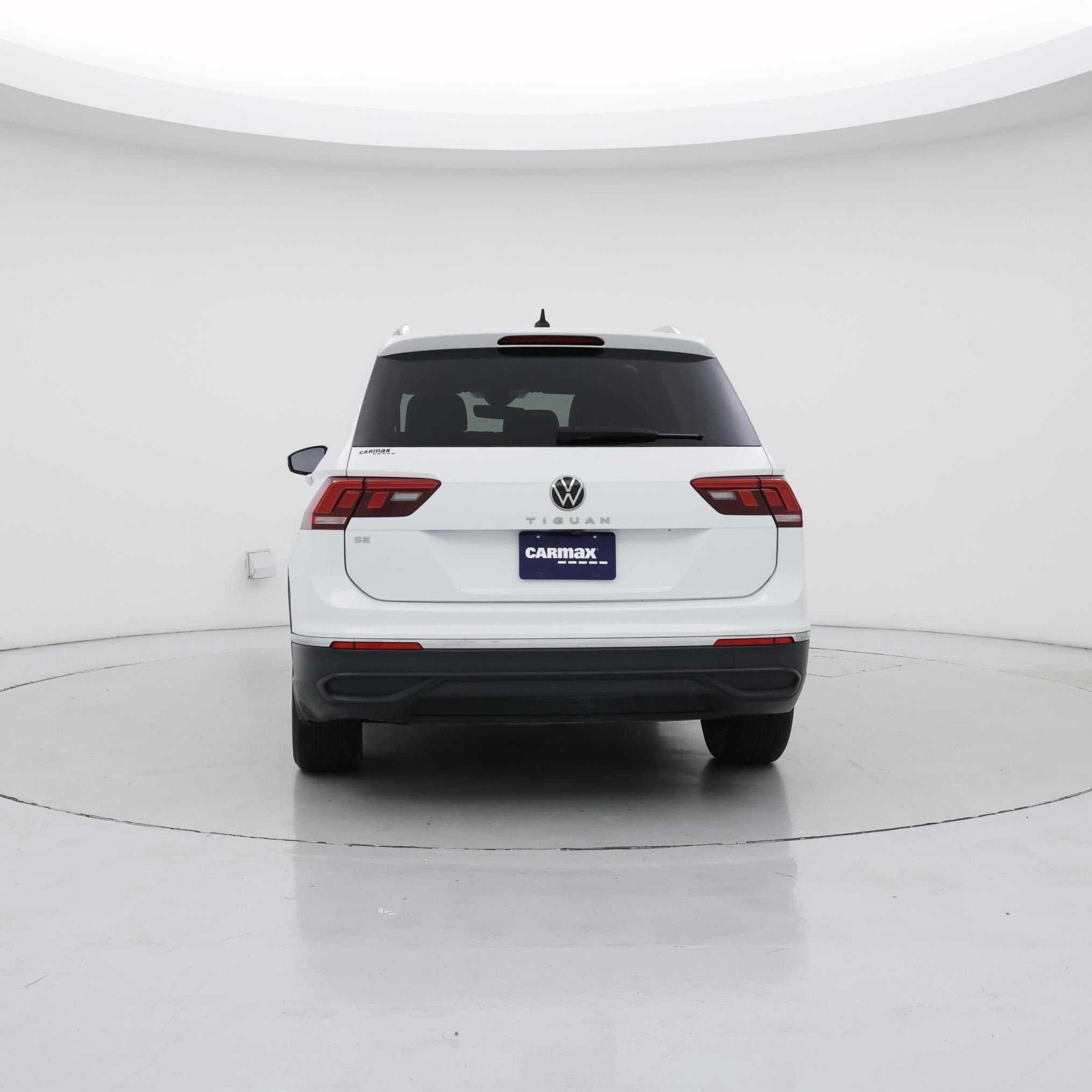 Thumbnail: 2022 Volkswagen Tiguan - 6