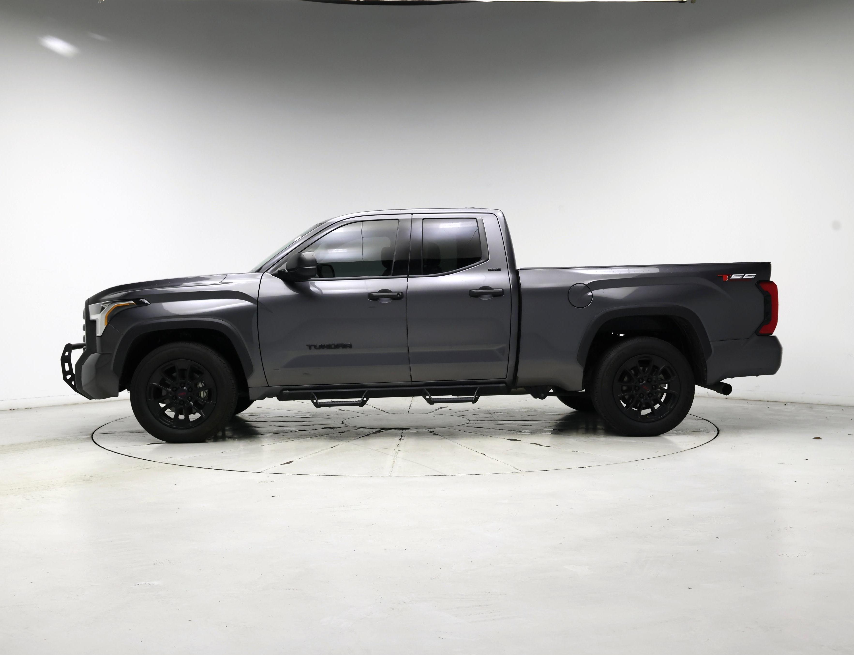 Thumbnail: 2022 Toyota Tundra - 3