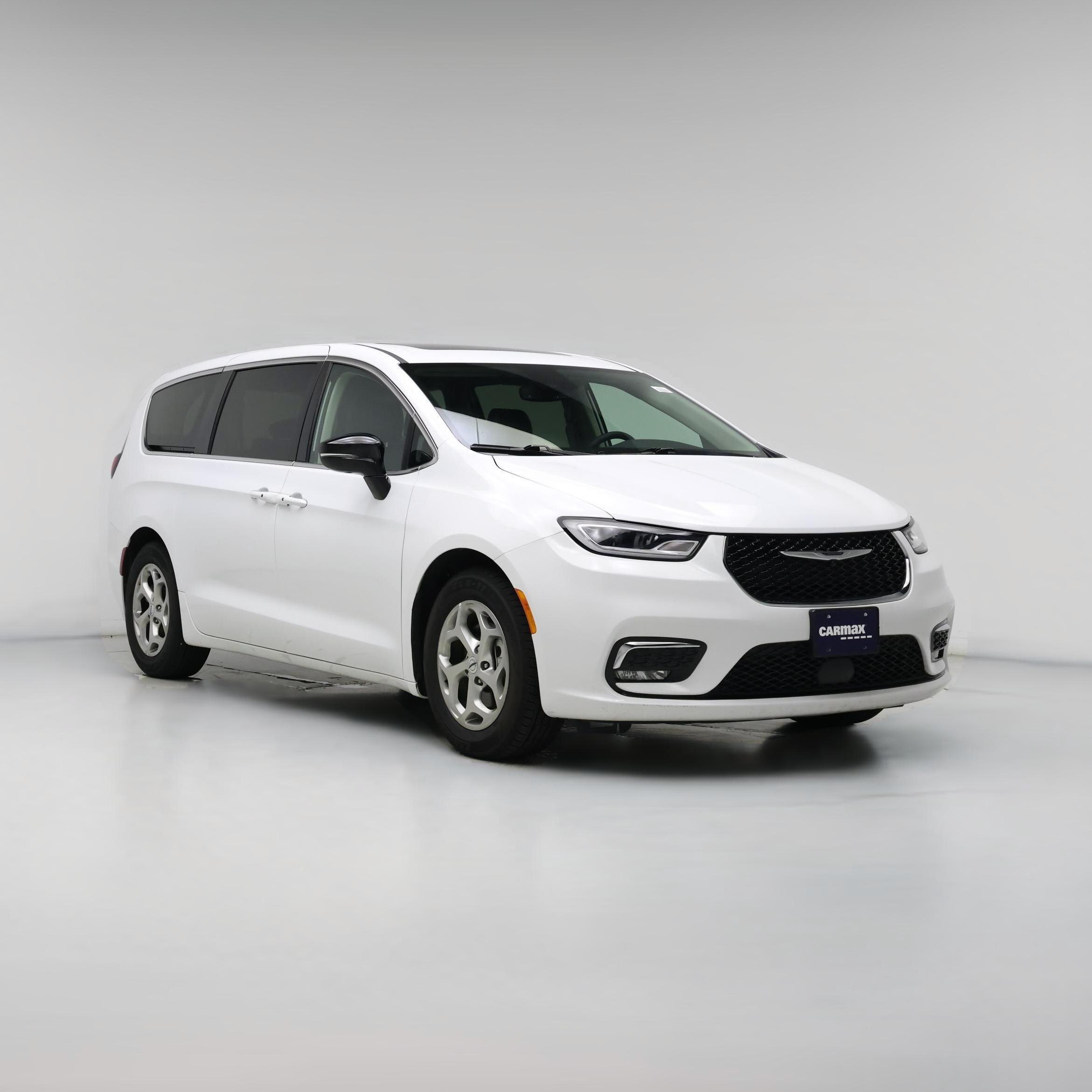 Thumbnail: 2024 Chrysler Pacifica - 1