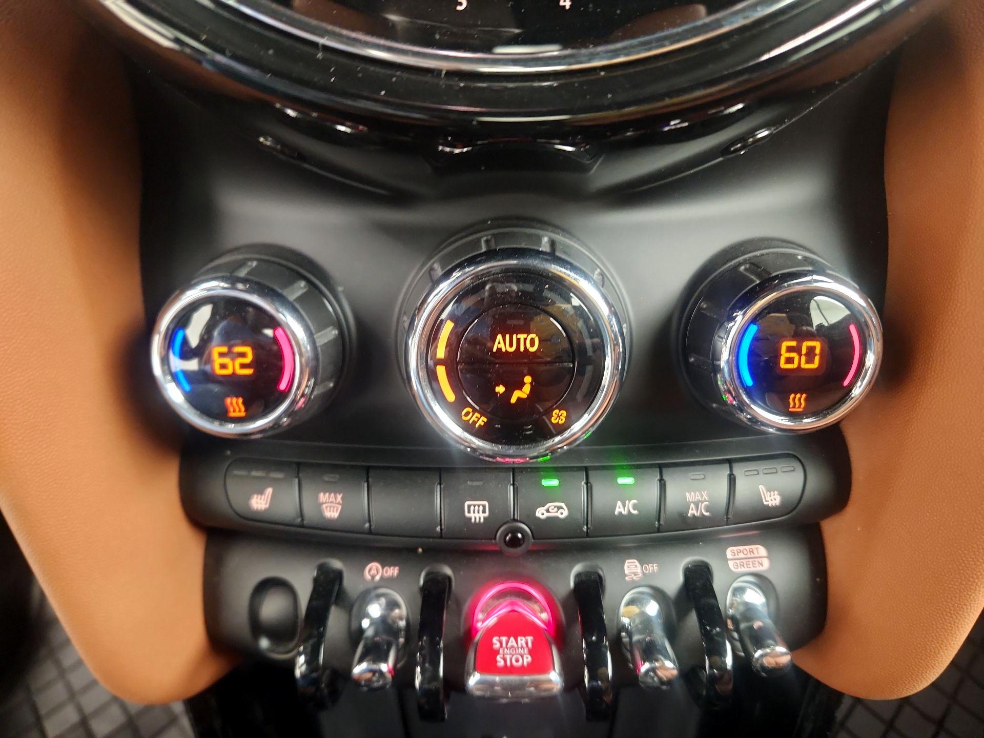 Thumbnail: 2024 MINI Cooper - 17