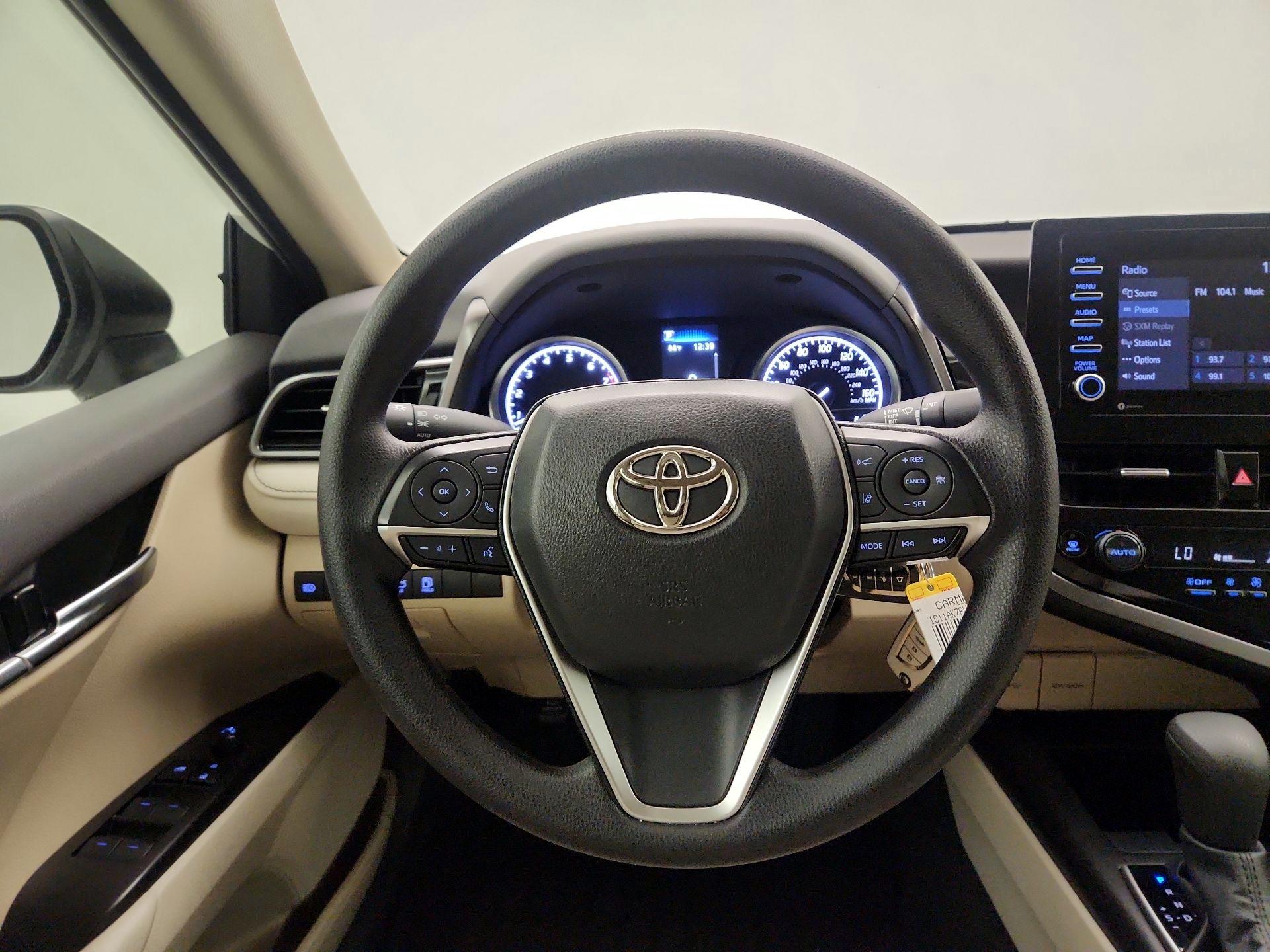 Thumbnail: 2023 Toyota Camry - 10