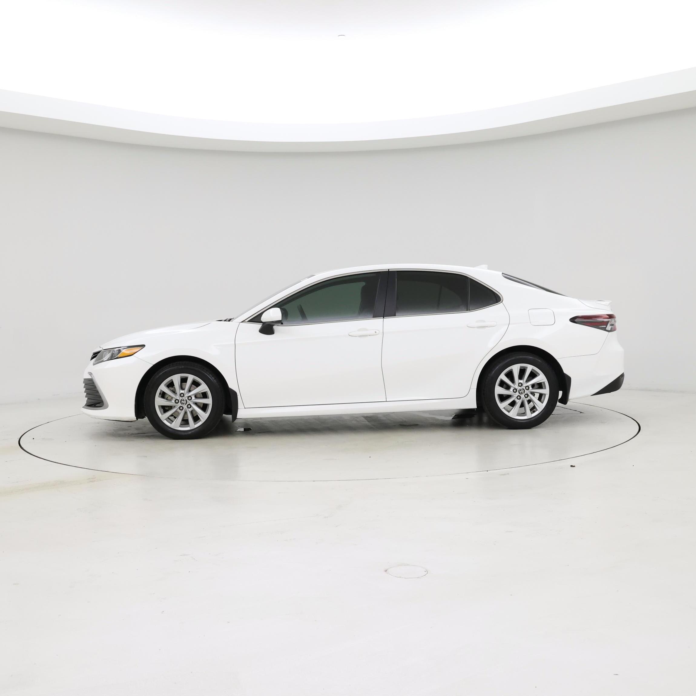 Thumbnail: 2023 Toyota Camry - 3